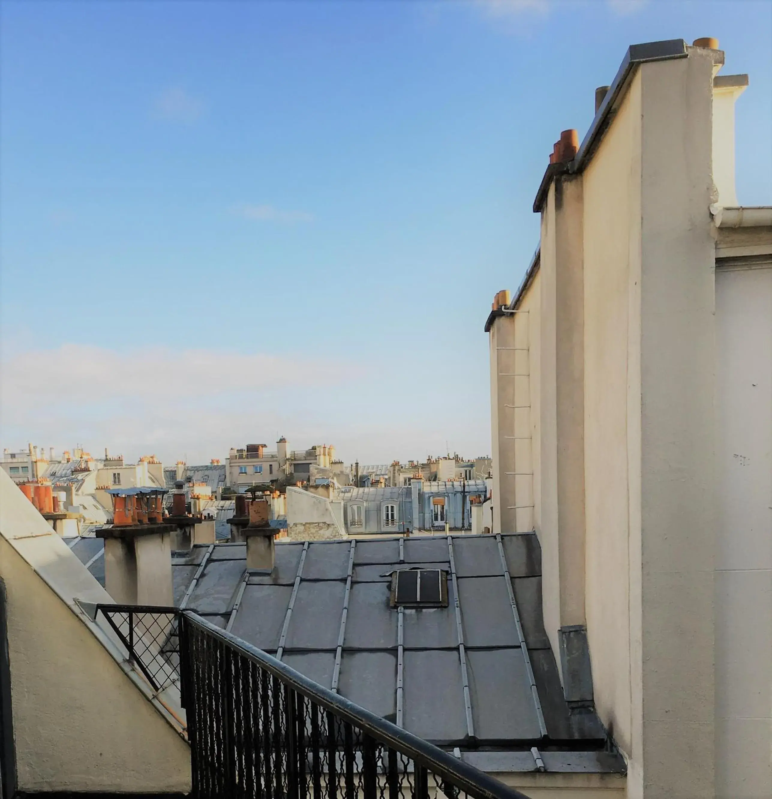 Balcony/Terrace in Hôtel Eiffel Kensington