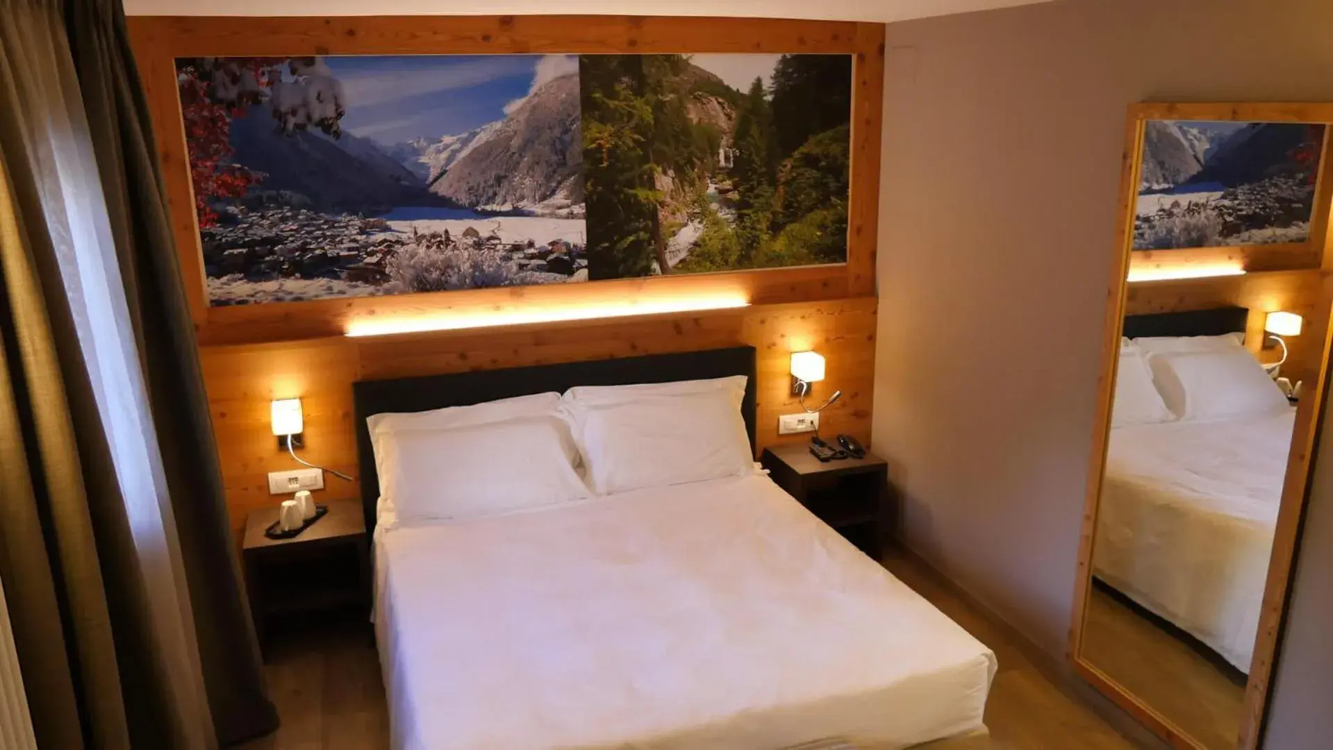 Bed in Dada Mountain Hotel