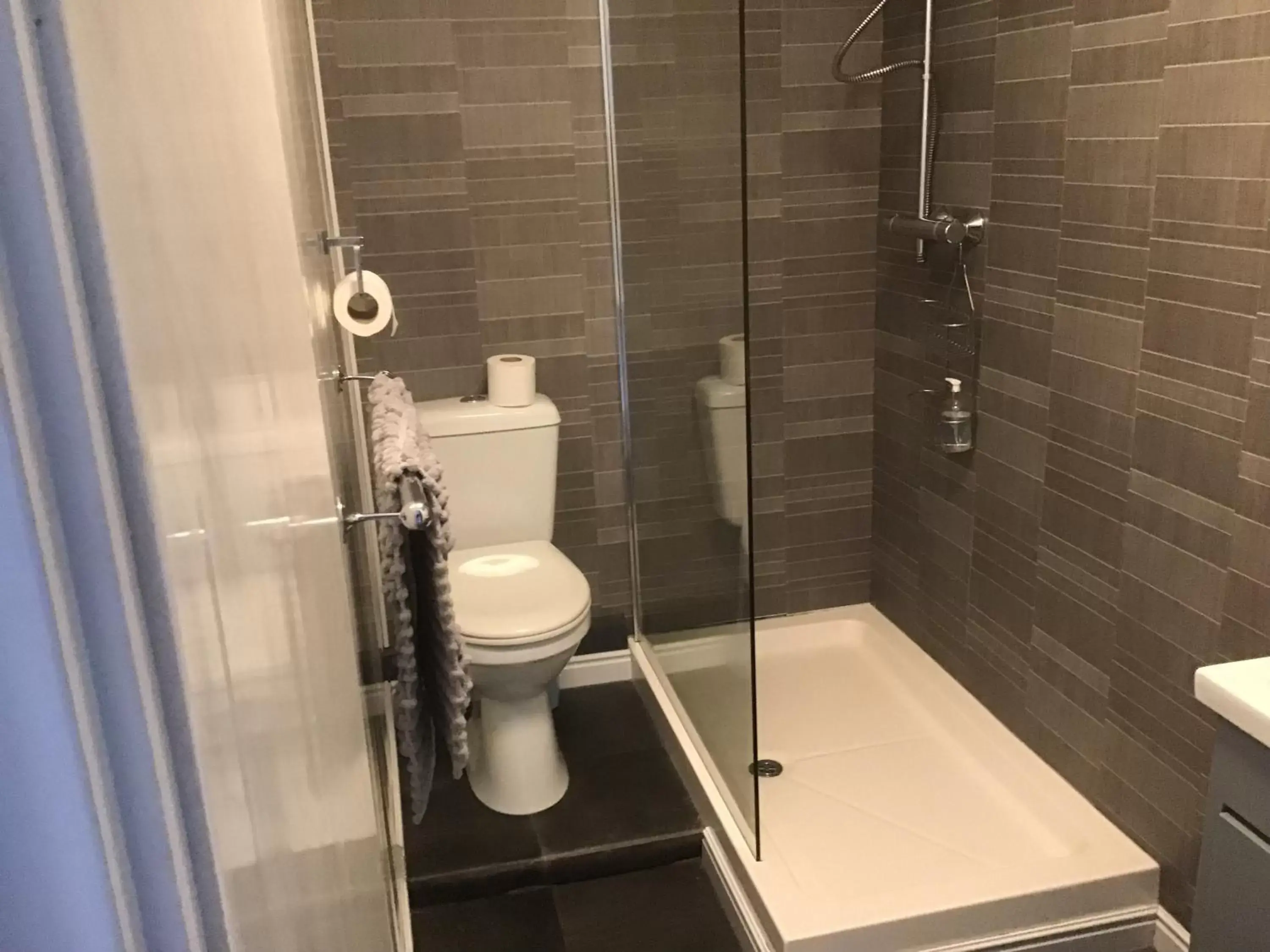 Shower, Bathroom in Torwood House