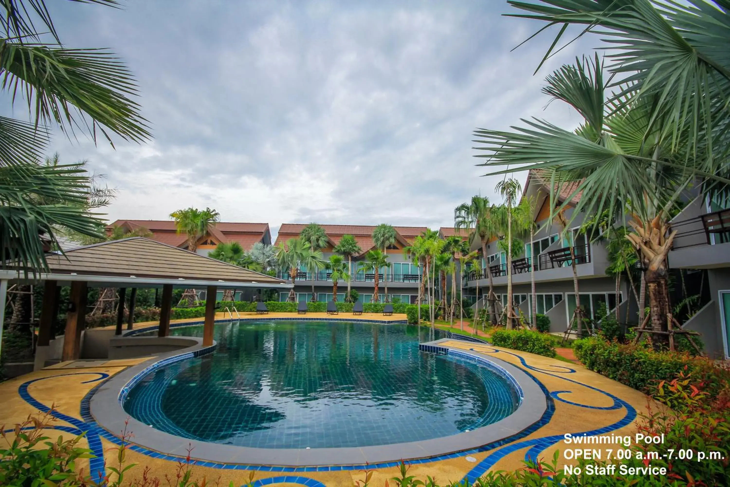 Swimming Pool in Taman Resort