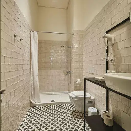 Shower, Bathroom in Look Living, Lisbon Design Apartments