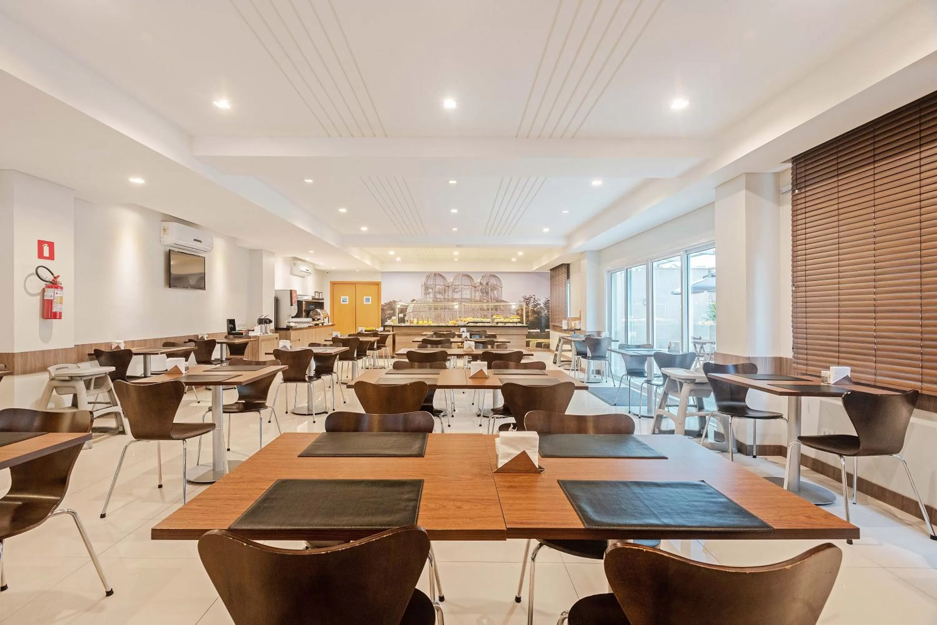 Restaurant/places to eat in Slim Curitiba Av das Torres