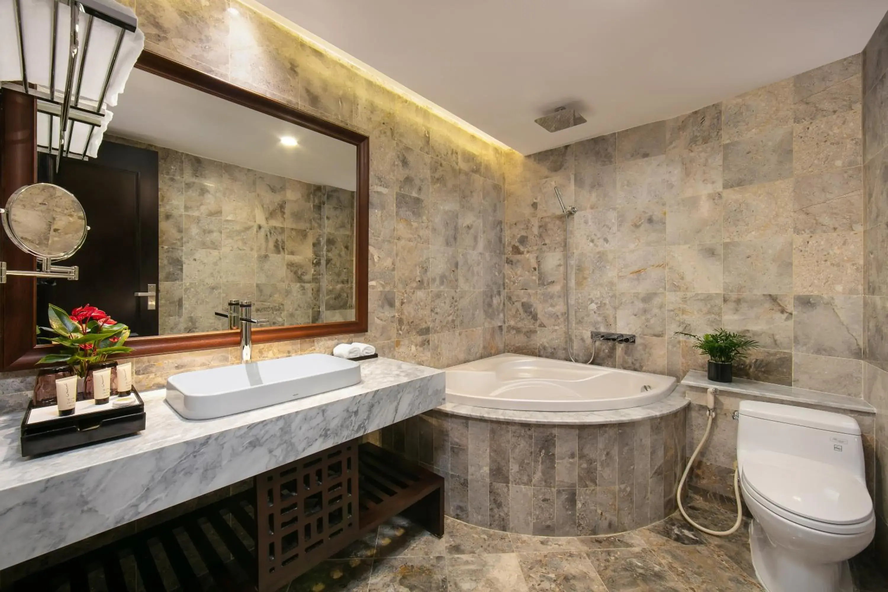 Bathroom in Sen Grand Hotel & Spa managed by Sen Group