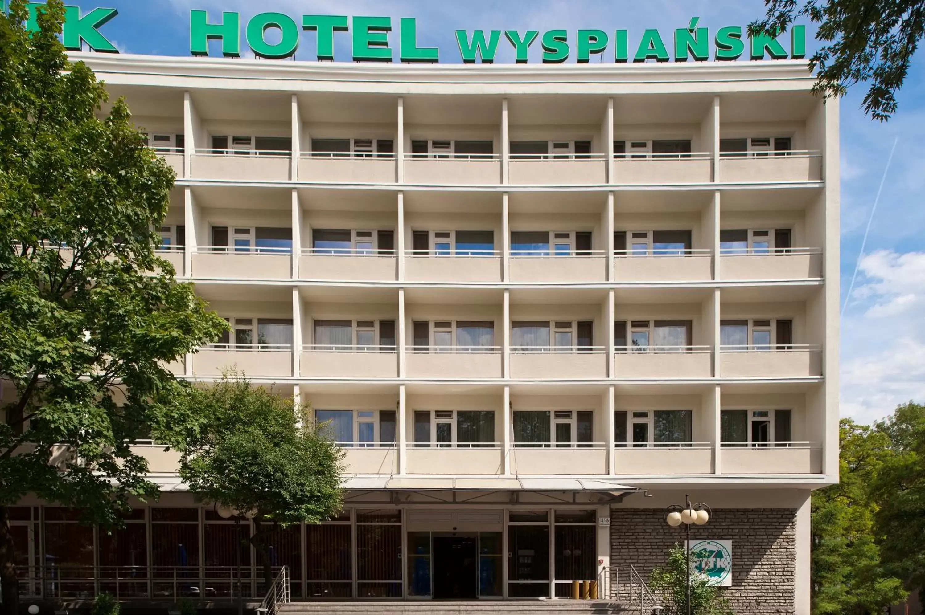 Facade/entrance, Property Building in Hotel Wyspiański