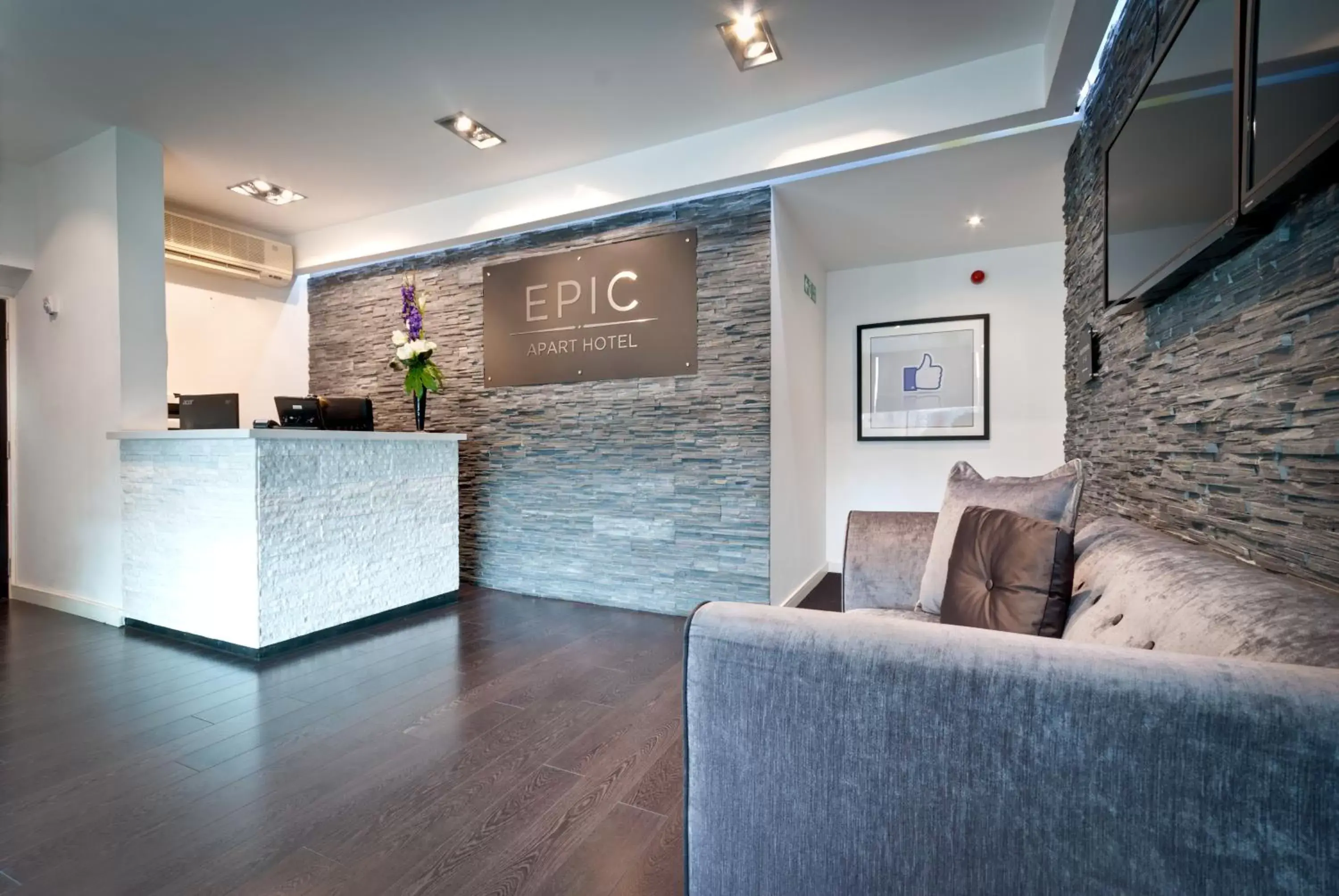 Lobby or reception in EPIC Apart Hotel - Seel Street Lobby or reception in EPIC Apart Hotel - Seel Street