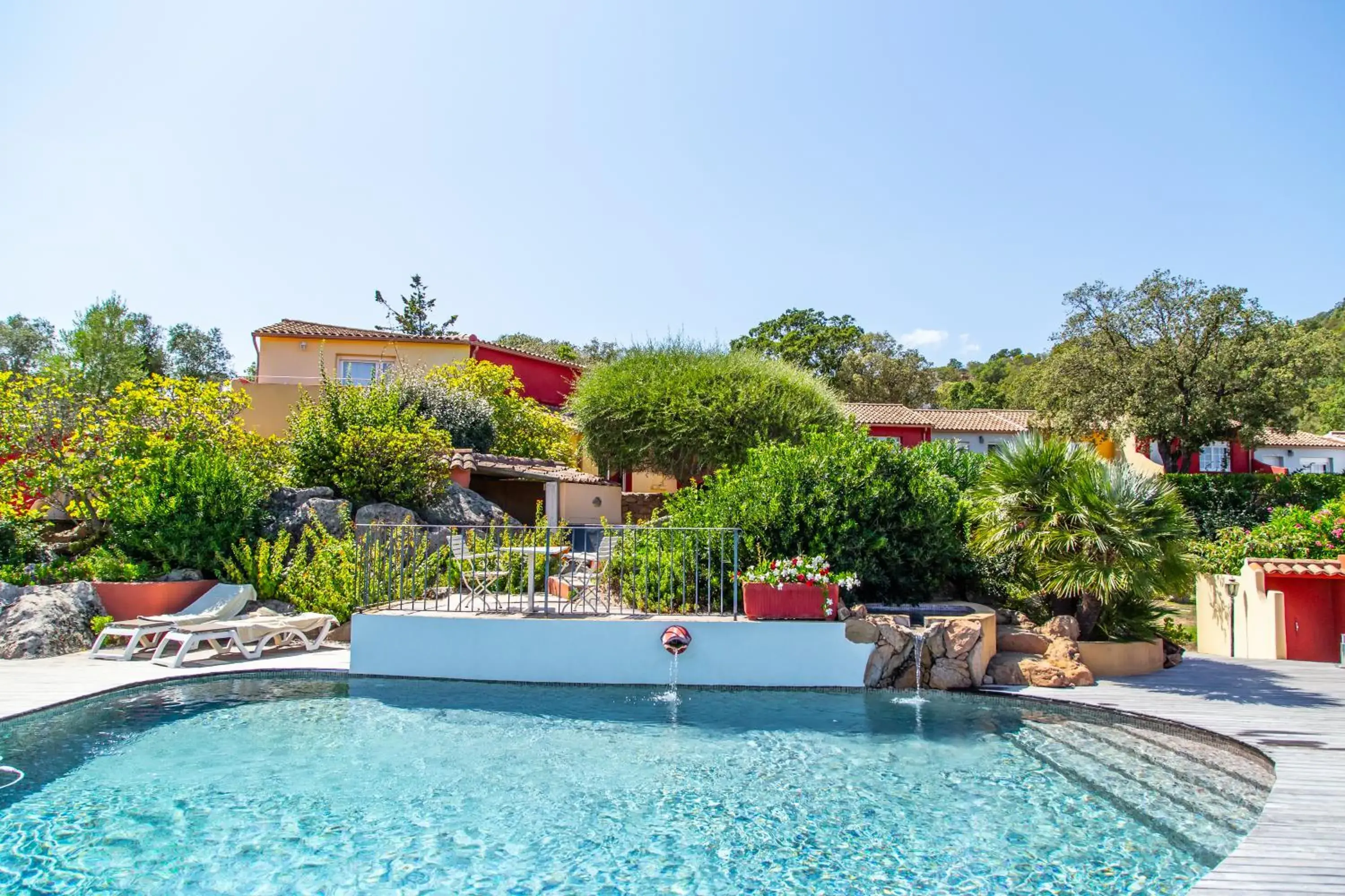 Swimming Pool in Le Roc E Fiori Hotel - Les Collectionneurs