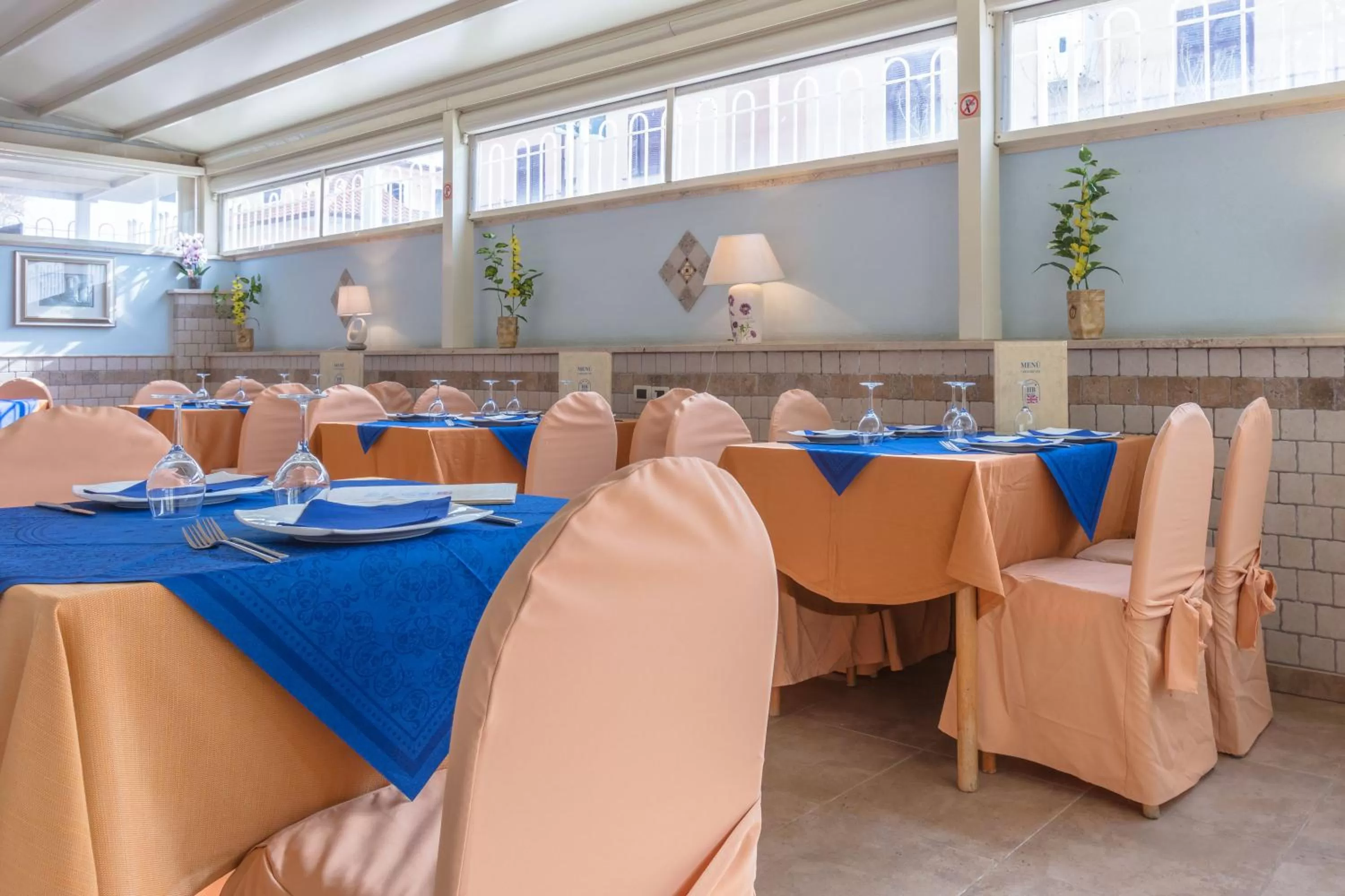 Restaurant/places to eat in Hotel Borgo Del Mare