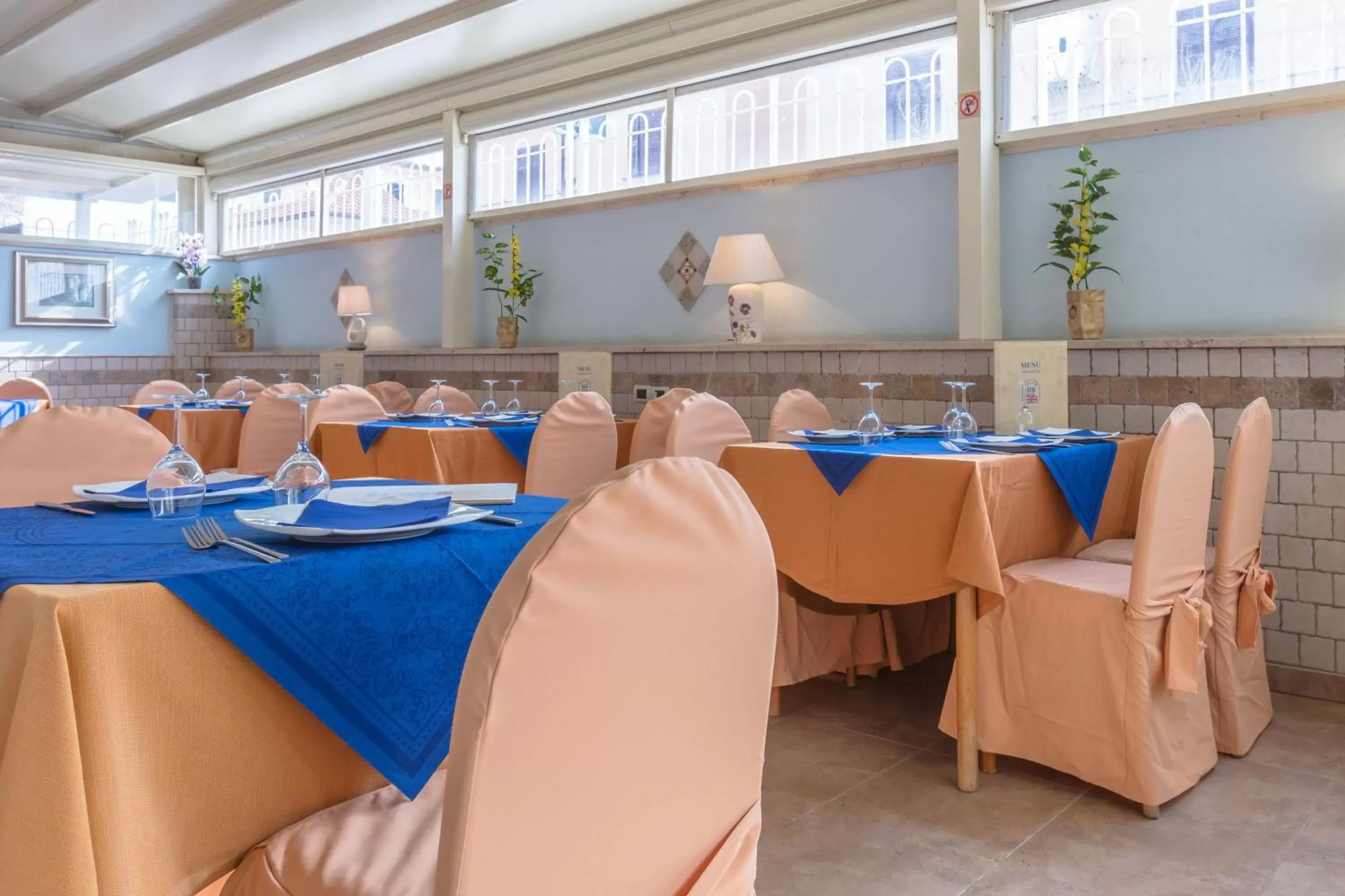 Restaurant/places to eat, Banquet Facilities in Hotel Borgo Del Mare