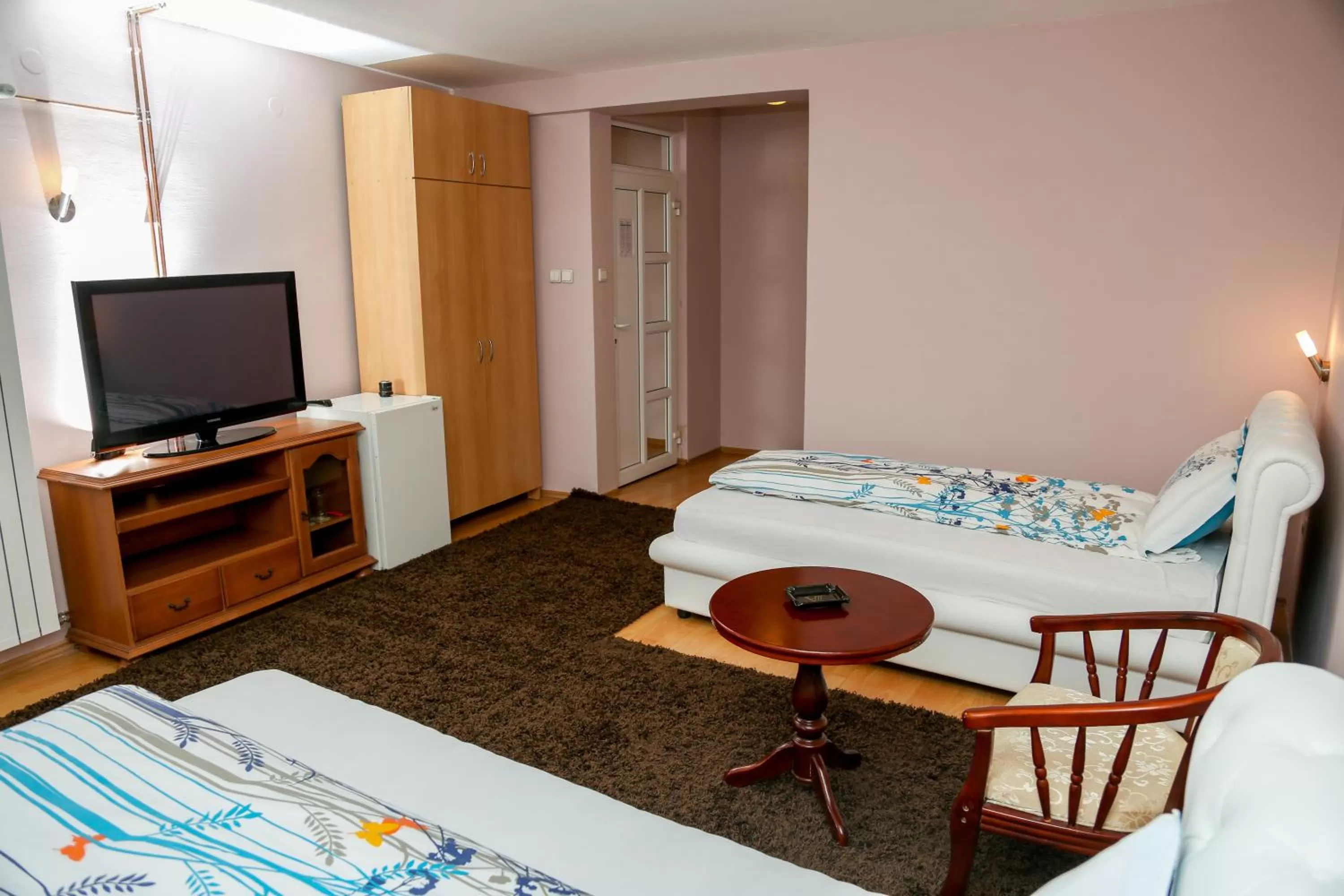 Photo of the whole room, Bed in Hotel Fontana