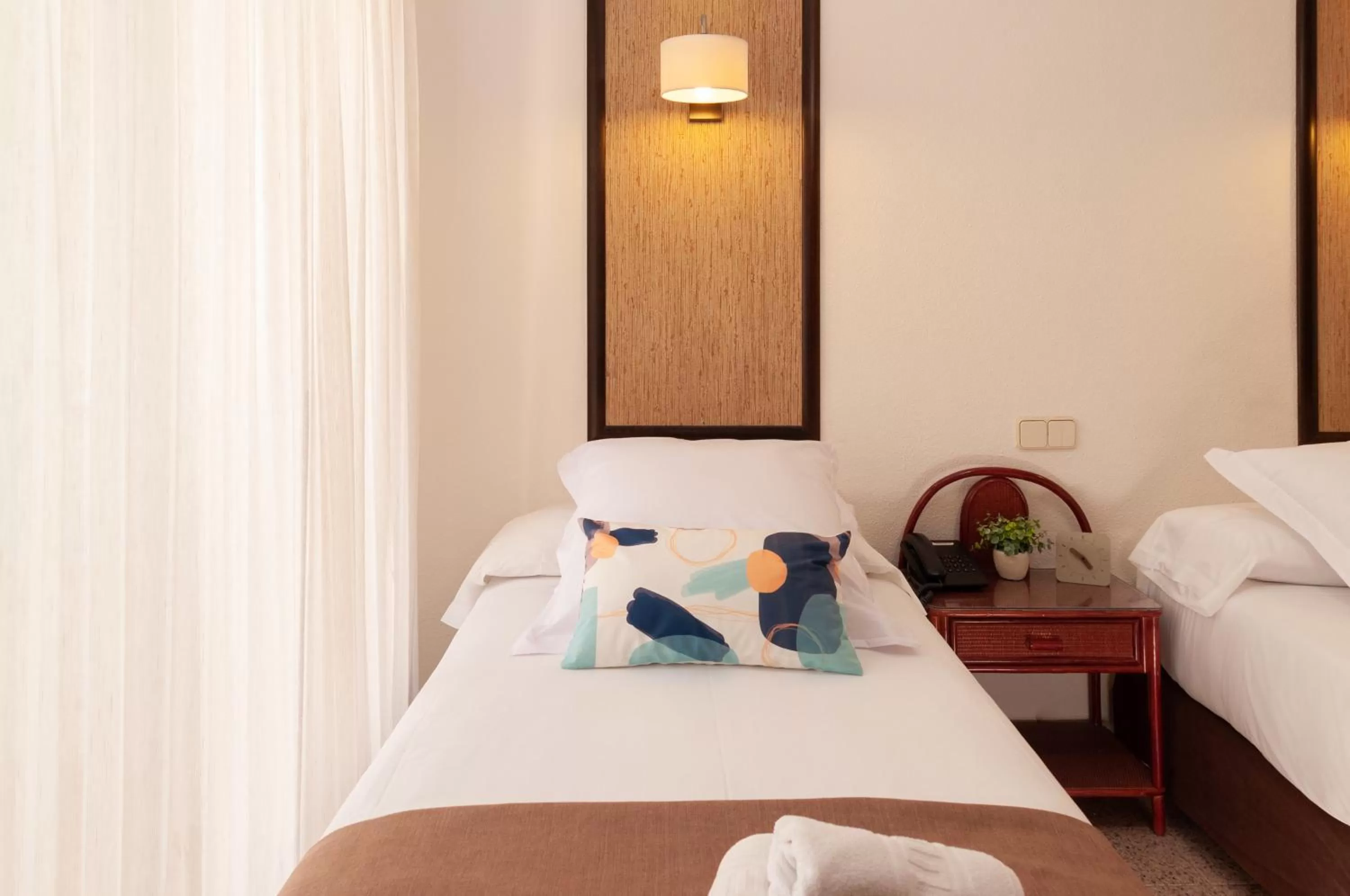 Photo of the whole room, Bed in Hotel Eden Mar