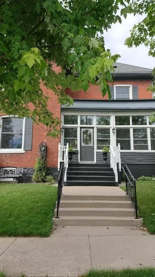 Property Building in Colborne Bed and Breakfast