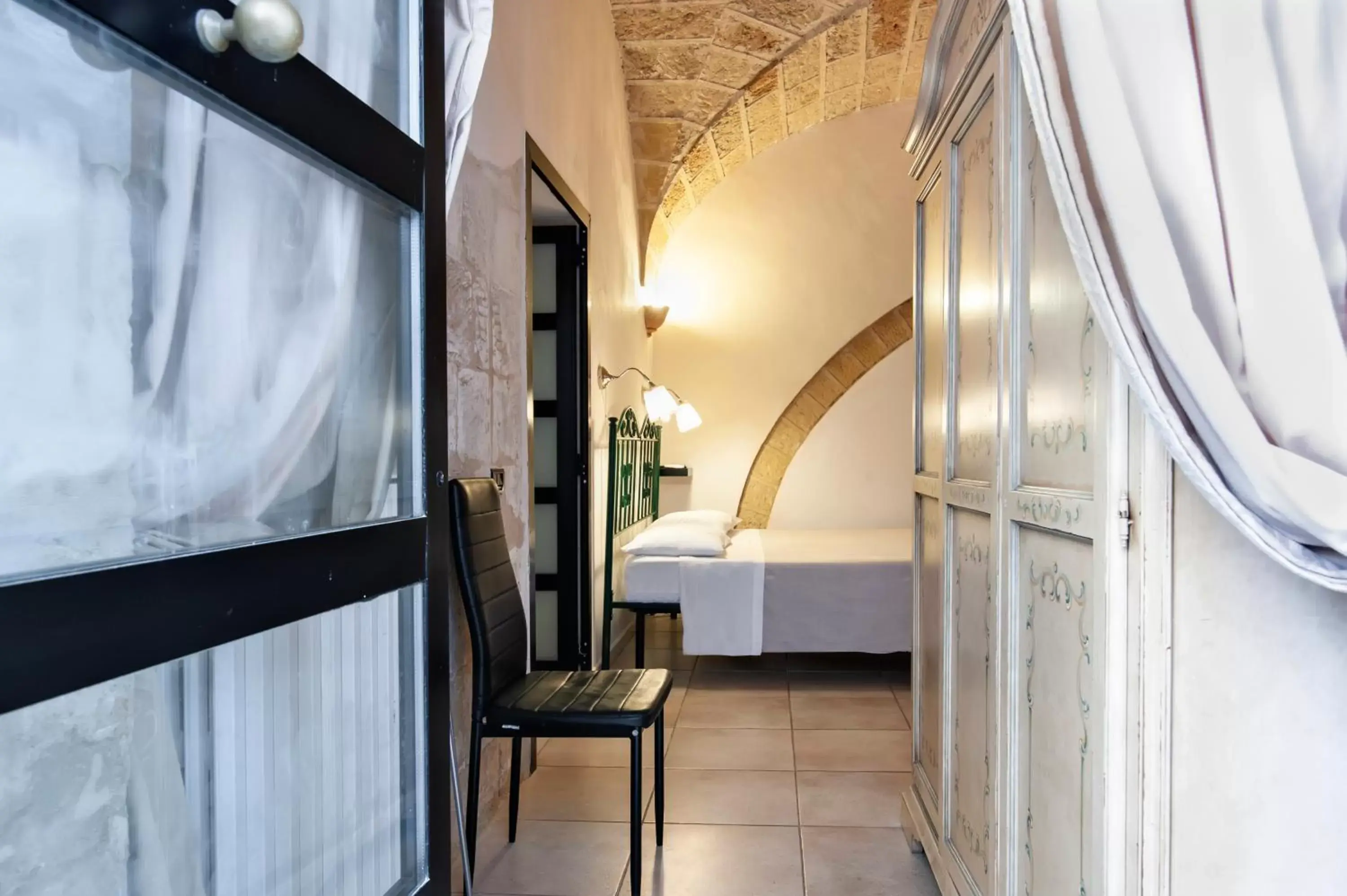 Family Room - single occupancy in Antiche Volte B&B Family Room - single occupancy in Antiche Volte B&B