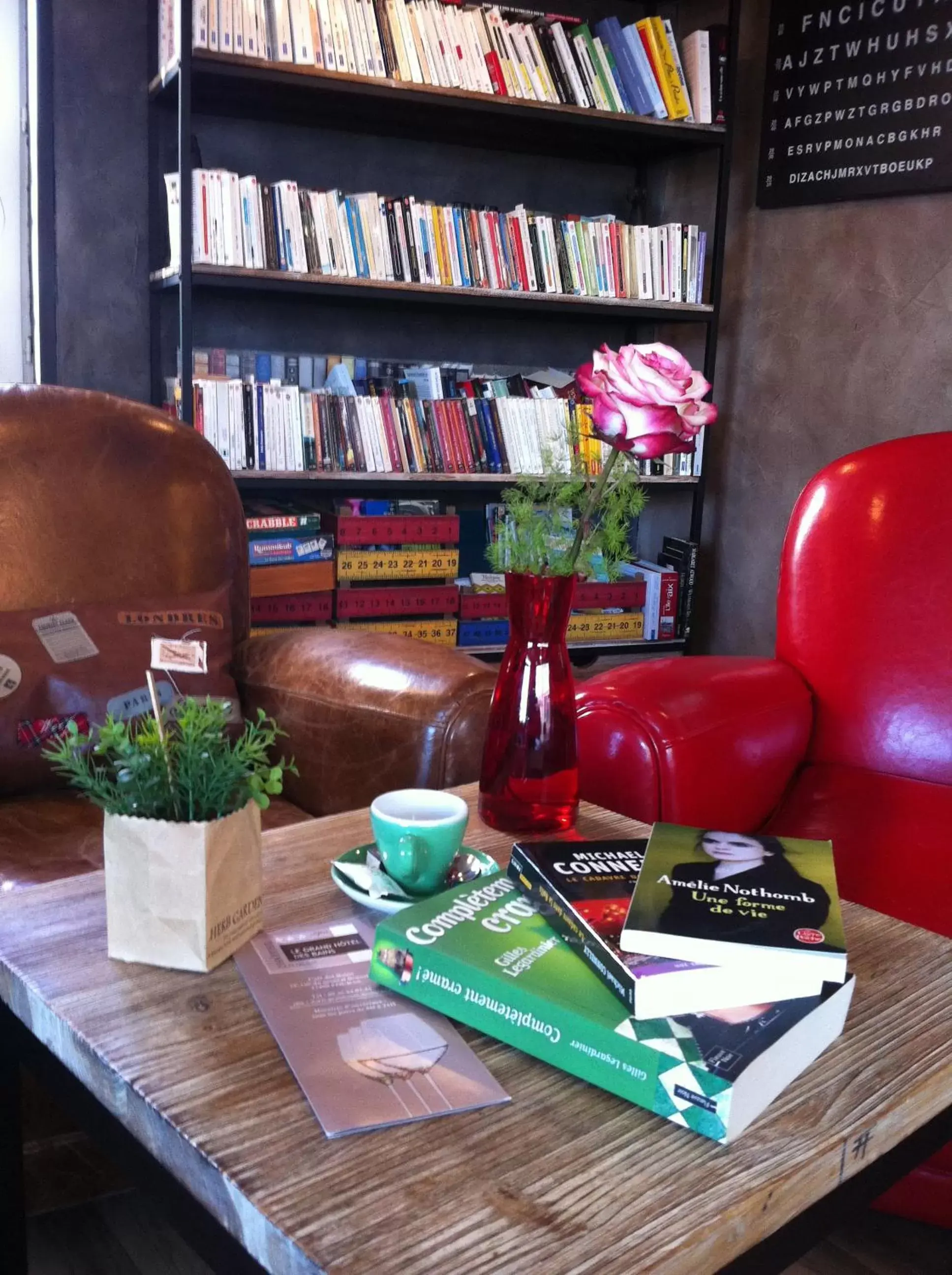 Non alcoholic drinks, Library in Grand Hôtel des Bains SPA