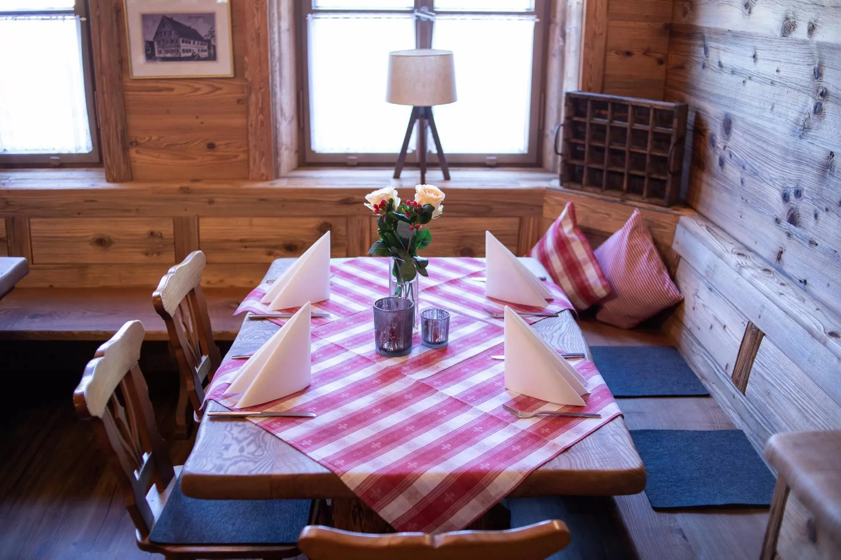 Restaurant/places to eat in Hotel zum Hirsch Restaurant/places to eat in Hotel zum Hirsch