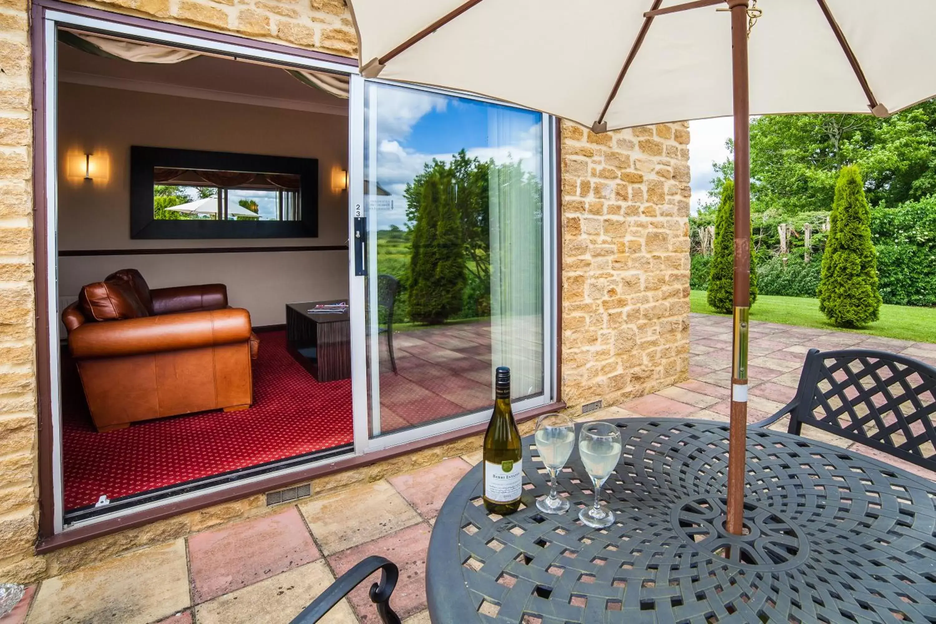 Balcony/Terrace in Hollies Hotel