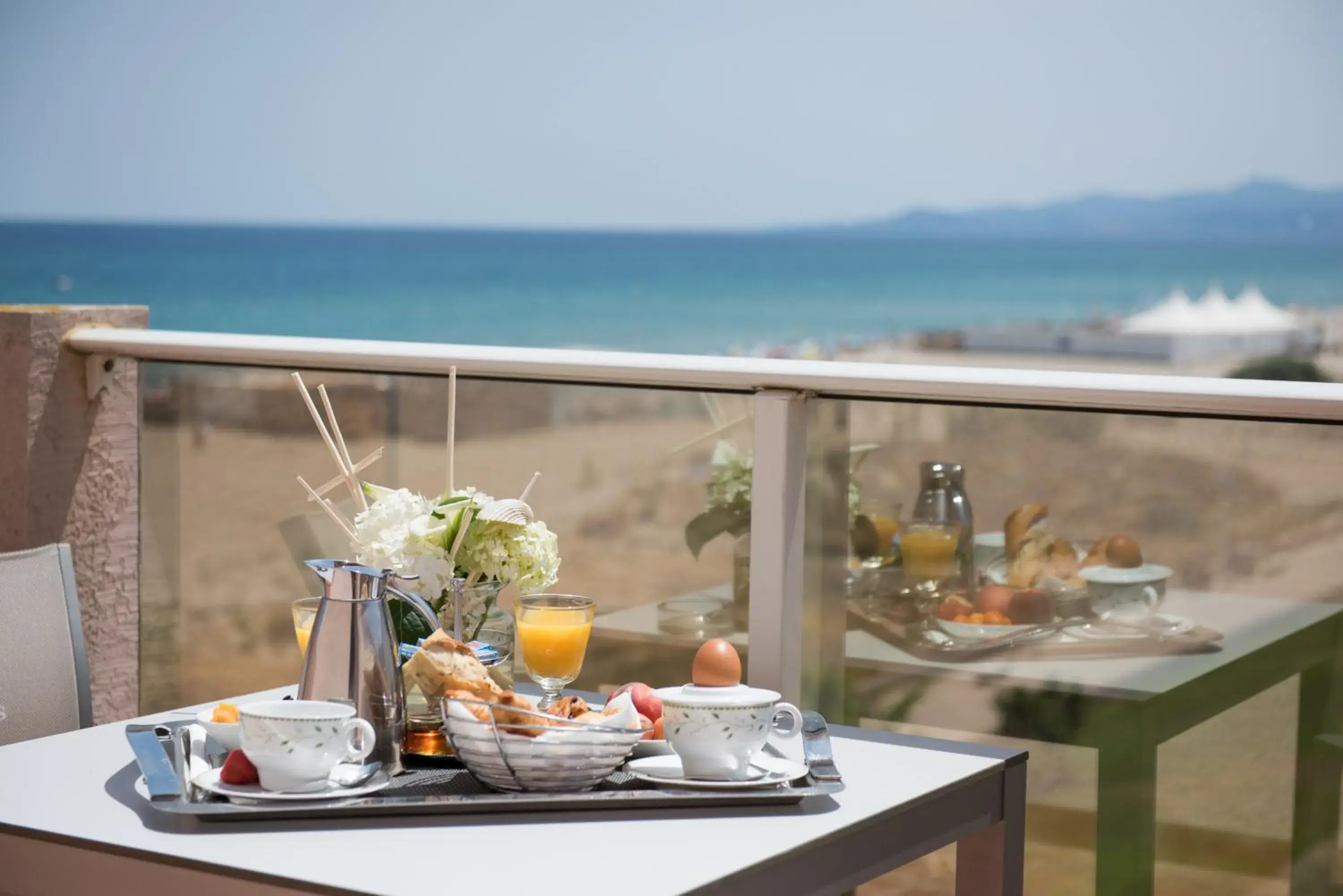 Balcony/Terrace in Grand Hôtel Les Flamants Roses Thalasso & Spa