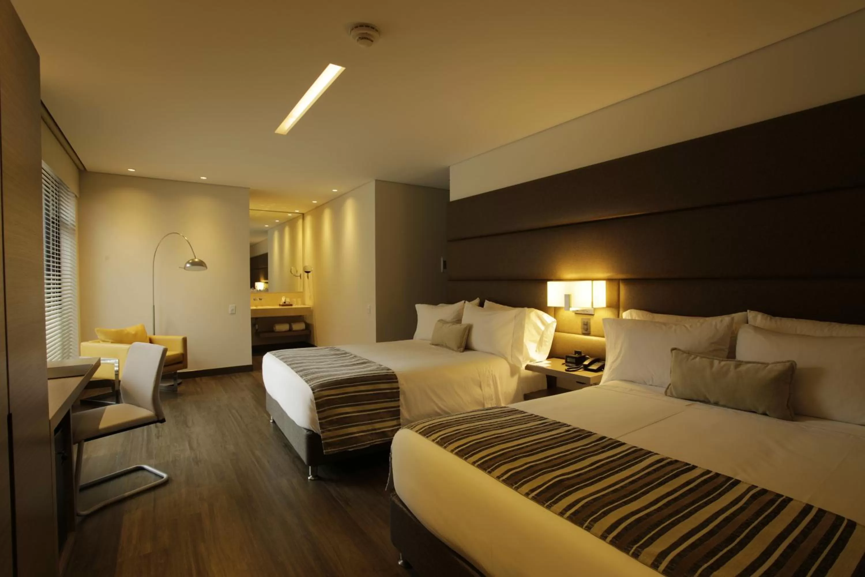 Bedroom in bs Rosales Hotel