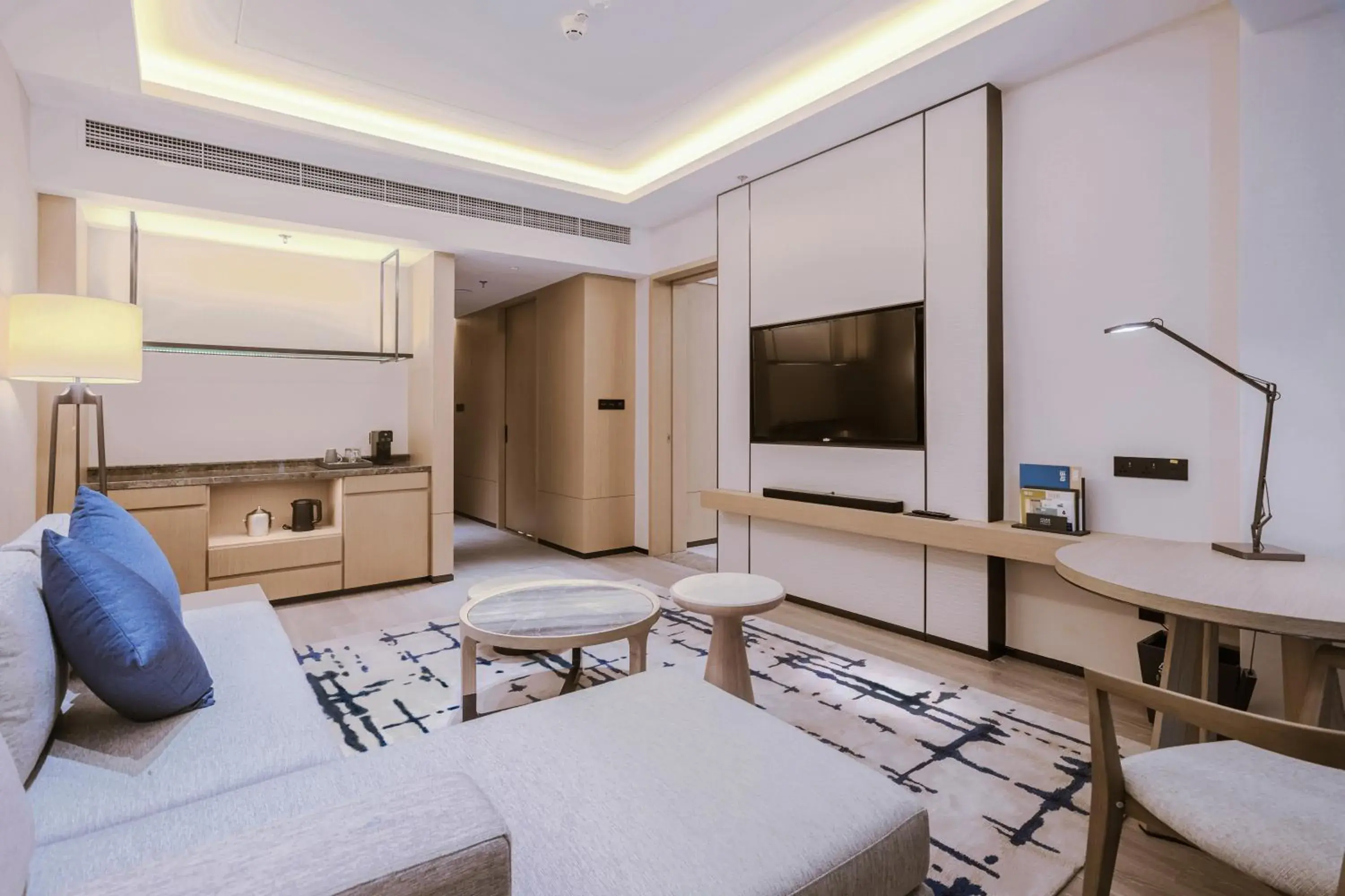 Exquisite Suite with 1 King in Four Points by Sheraton Suzhou, Wuzhong Exquisite Suite with 1 King in Four Points by Sheraton Suzhou, Wuzhong