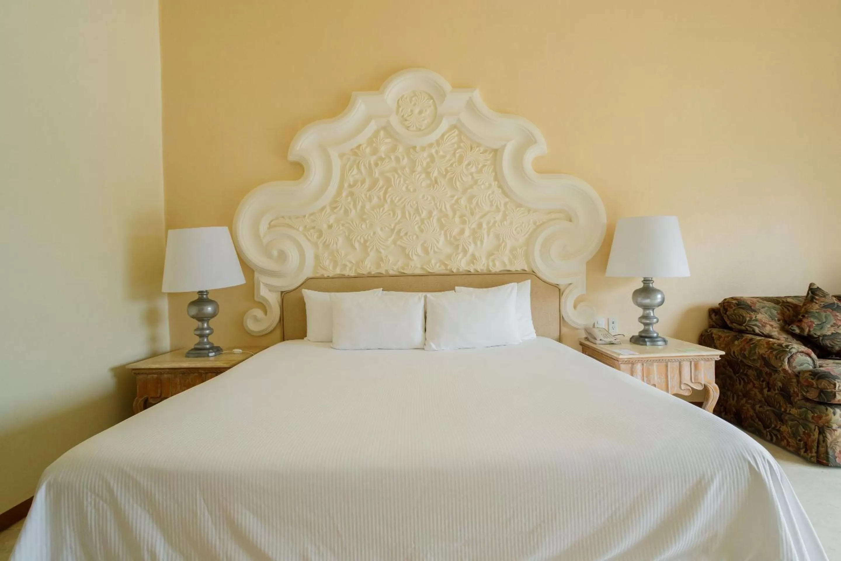 Bedroom in Quinta Real Acapulco