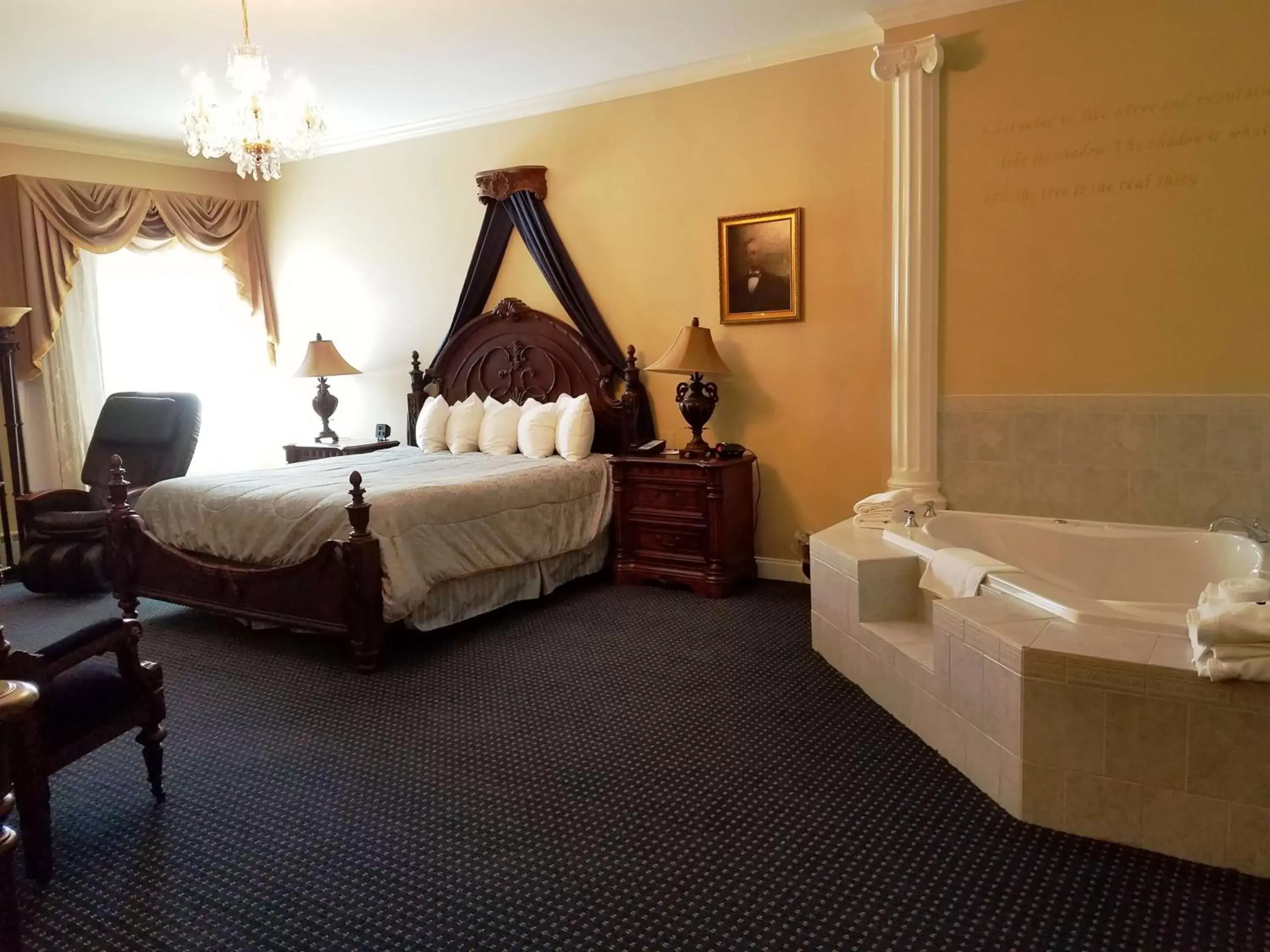 Photo of the whole room, Bed in Best Western White House Inn