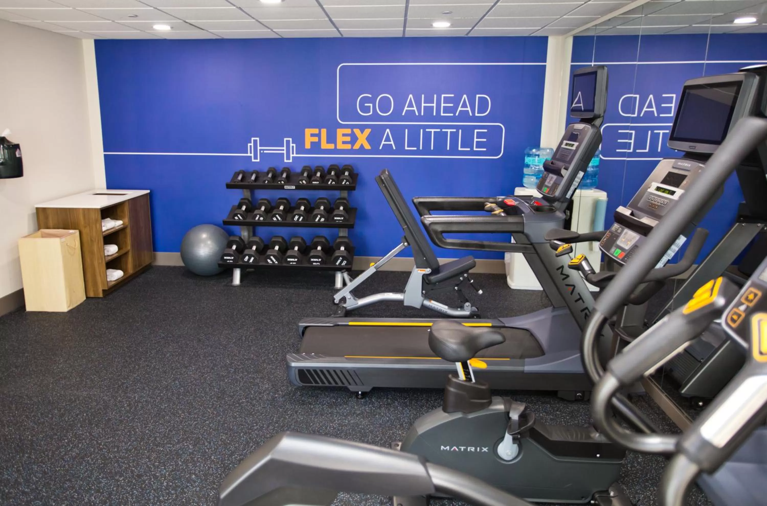 Fitness centre/facilities in Holiday Inn Express & Suites Sacramento NE Cal Expo by IHG
