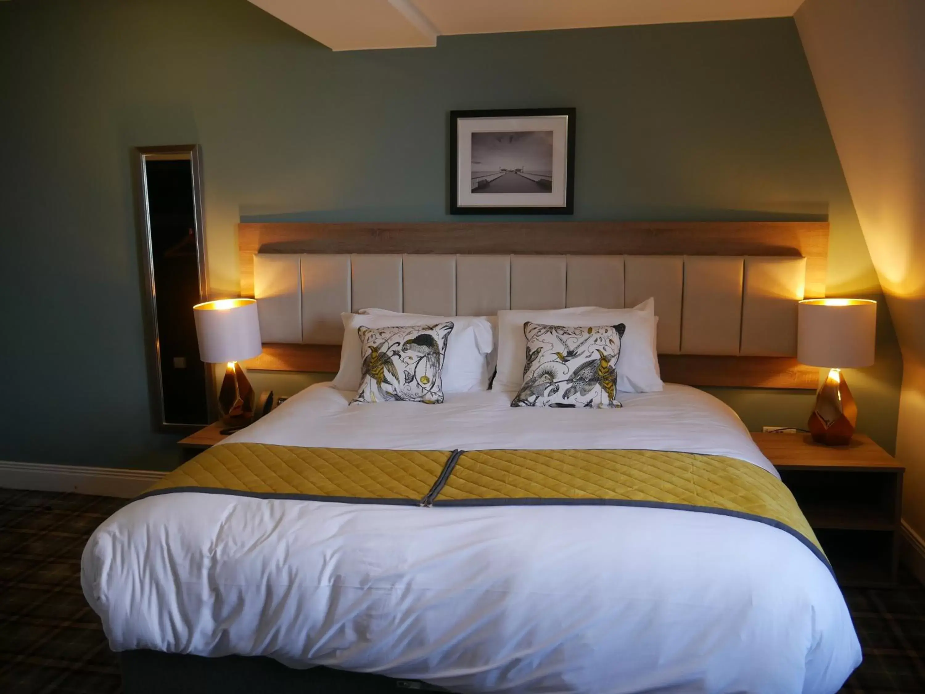 Bedroom, Bed in Llandudno Bay Hotel