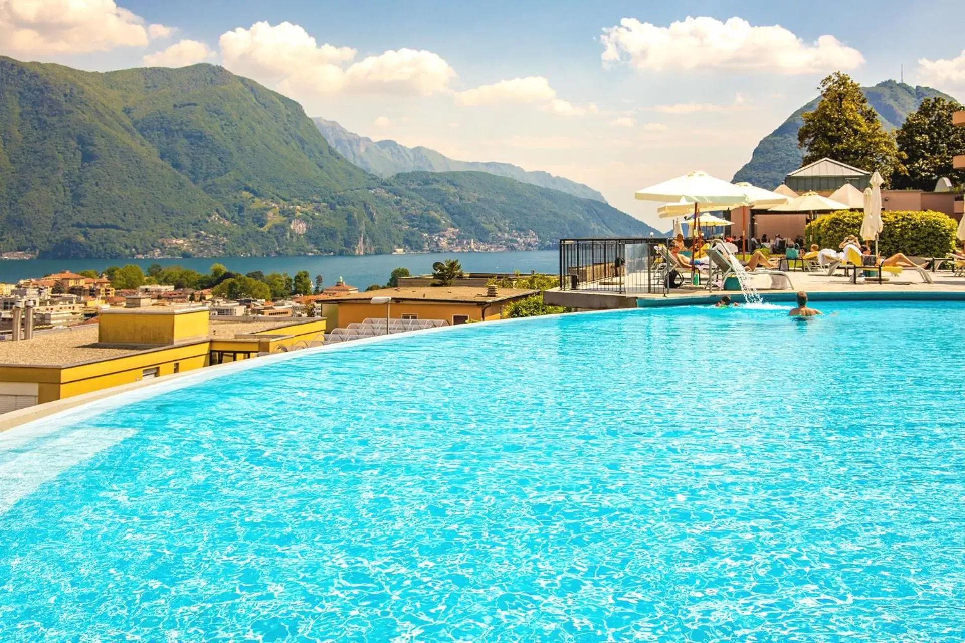 Swimming pool in Villa Sassa Hotel, Residence & Spa - Ticino Hotels Group