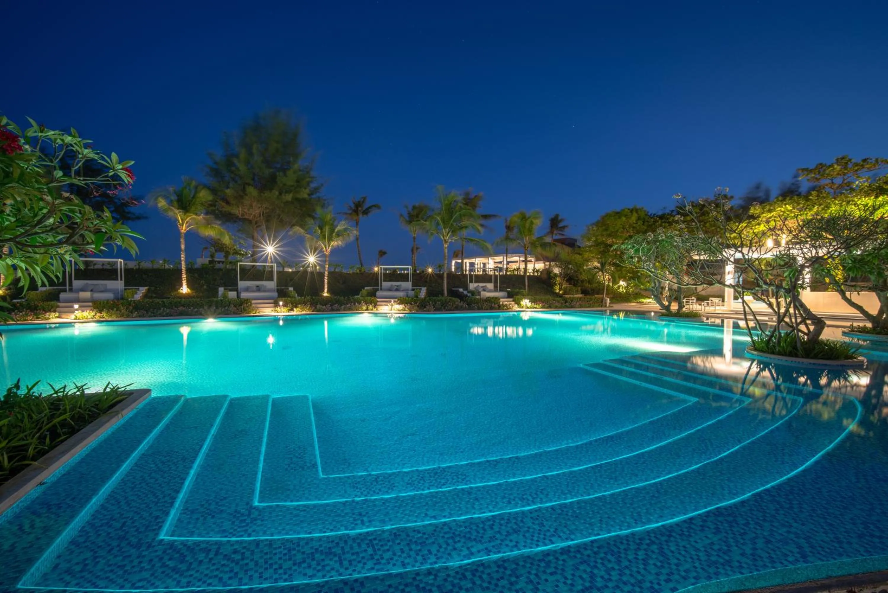 Swimming pool in Fleur de Lys Resort & Spa Long Hai