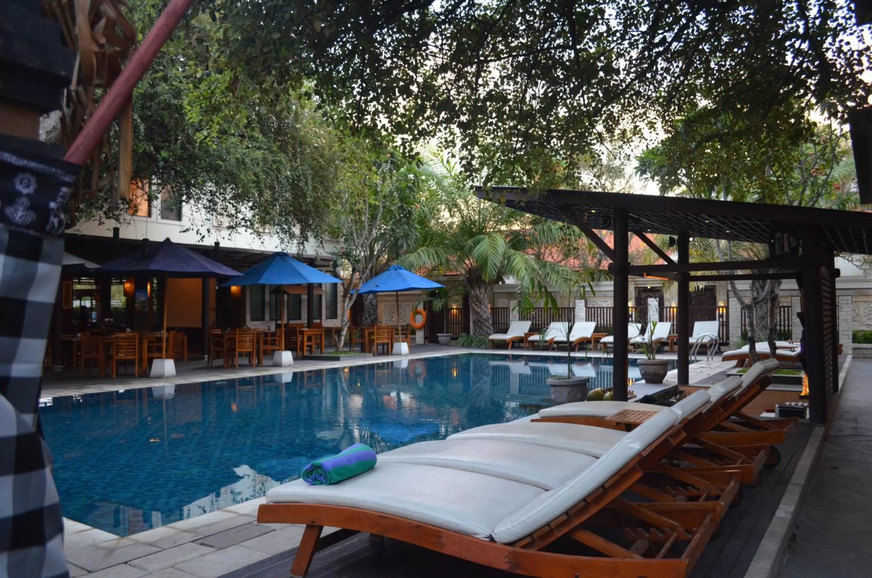 Swimming pool in Best Western Kuta Villa