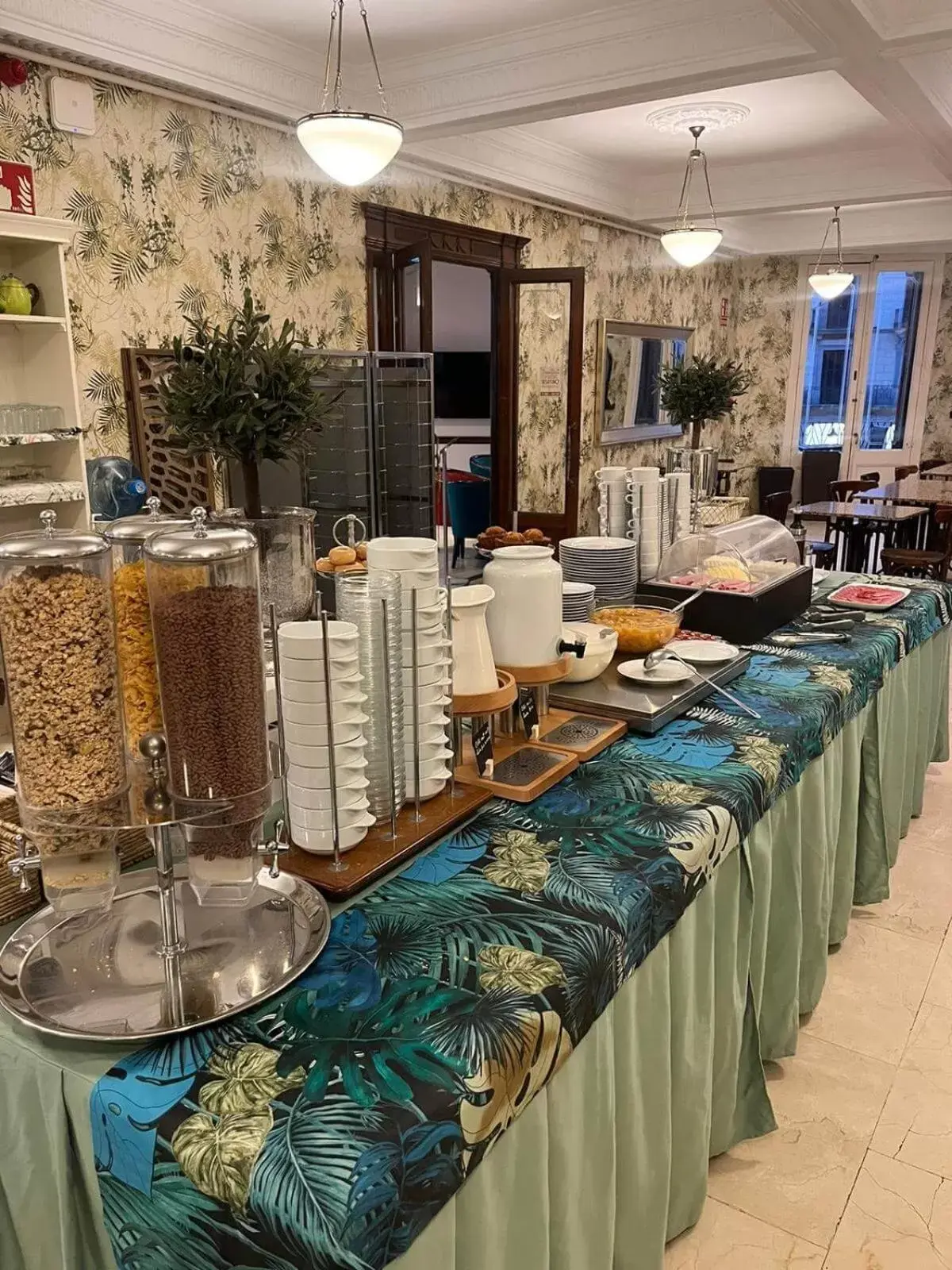 Buffet breakfast, Restaurant/Places to Eat in Hotel Lloret Ramblas