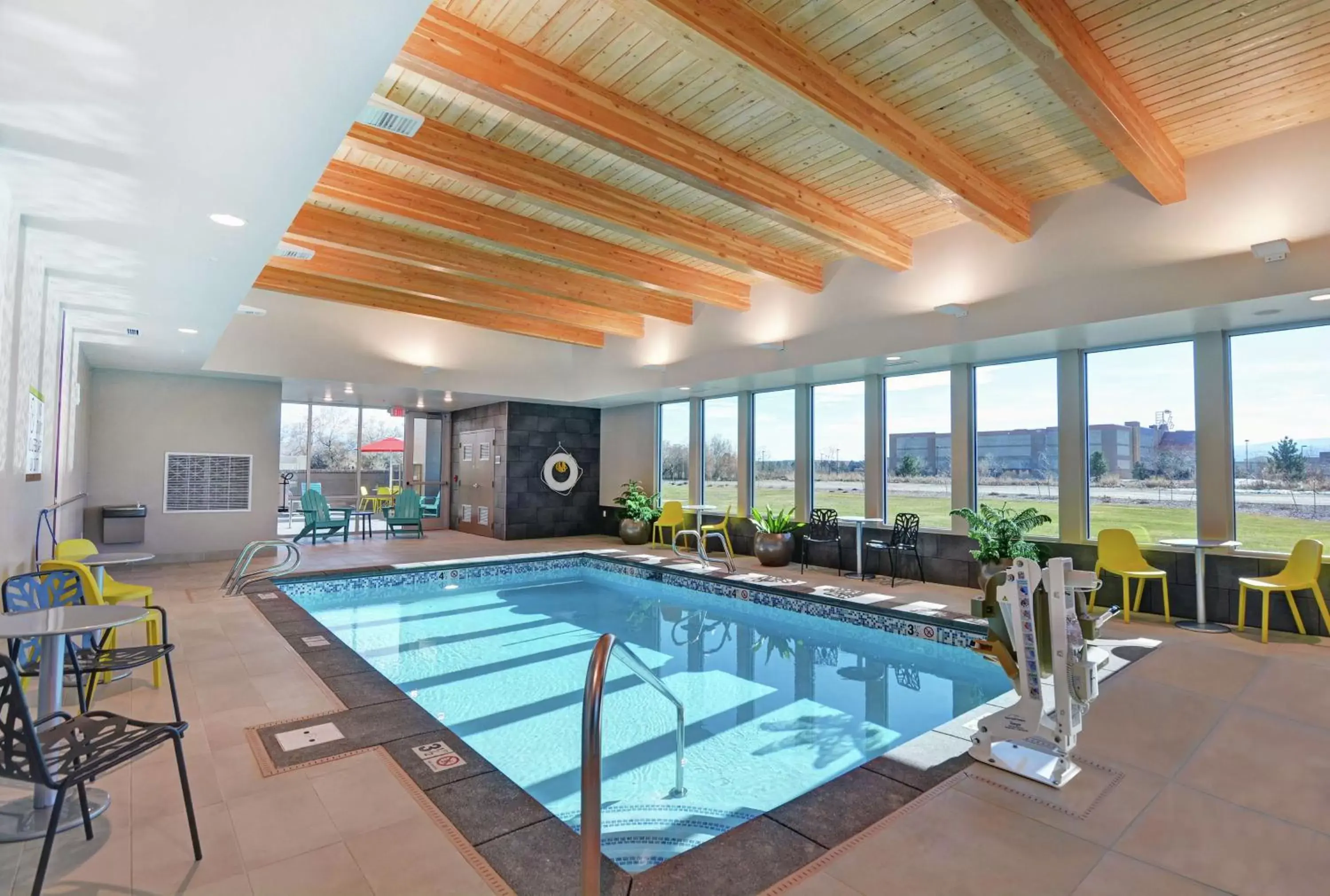 Swimming Pool in Home2 Suites By Hilton Grand Junction Northwest