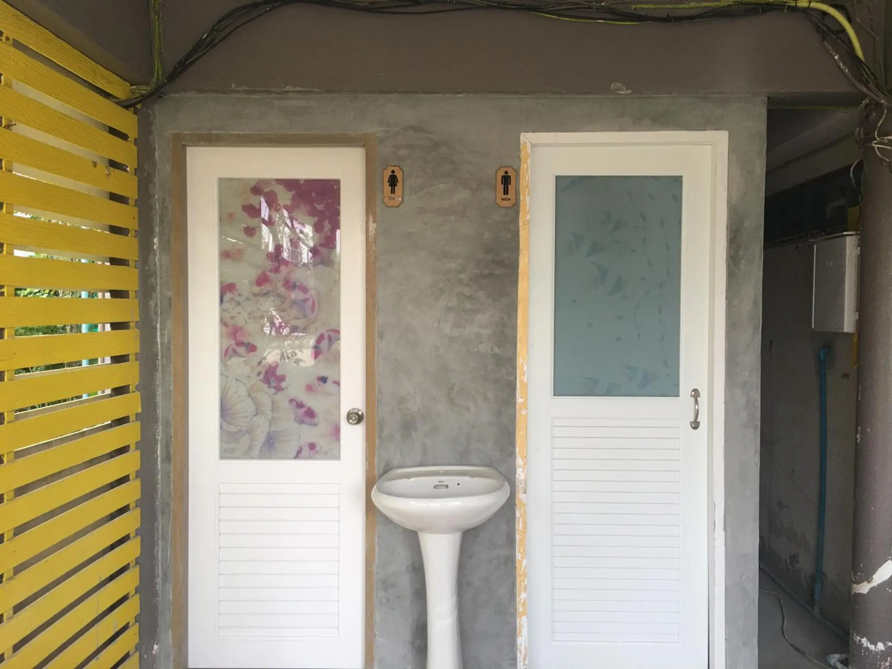 Facade/entrance, Bathroom in Lanta Garden Home (SHA Extra Plus)