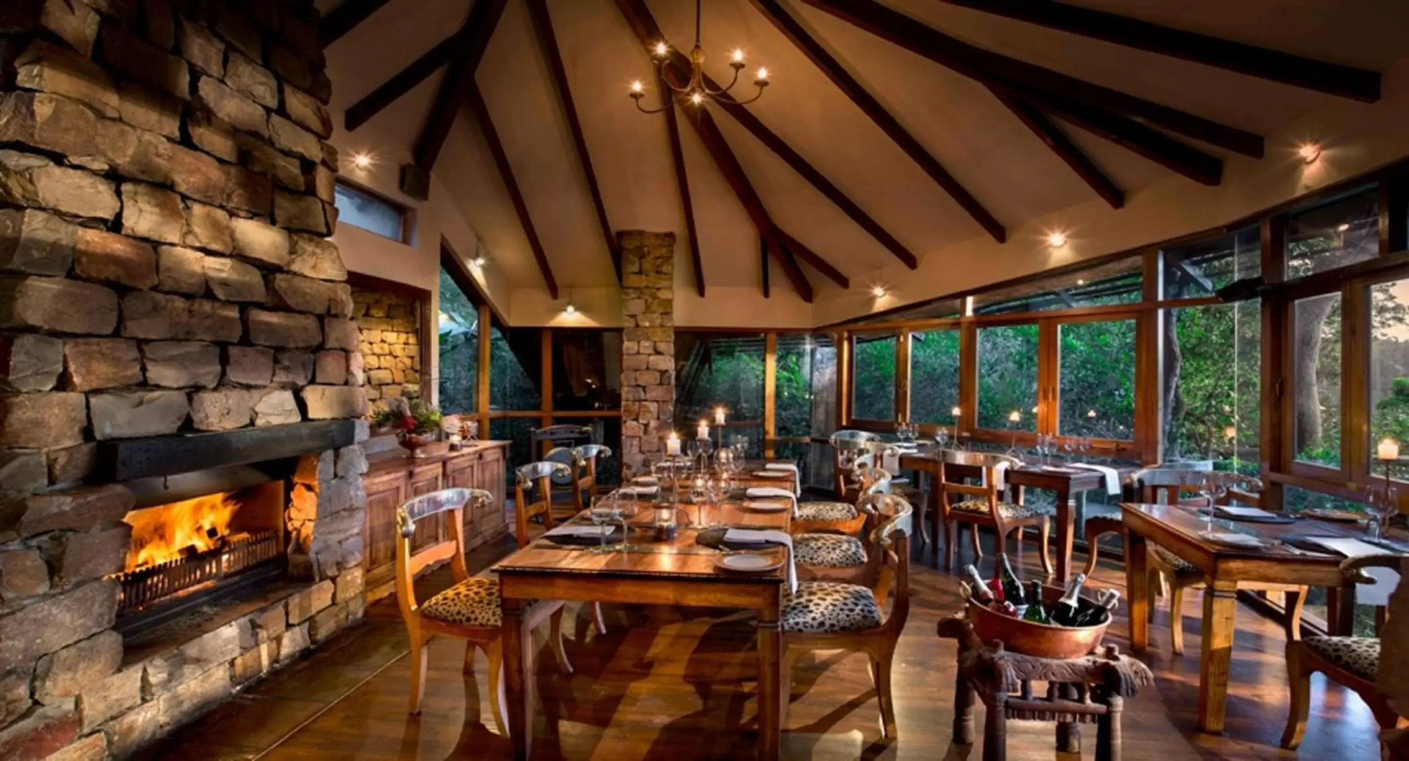 Restaurant/Places to Eat in Hunter's Country House