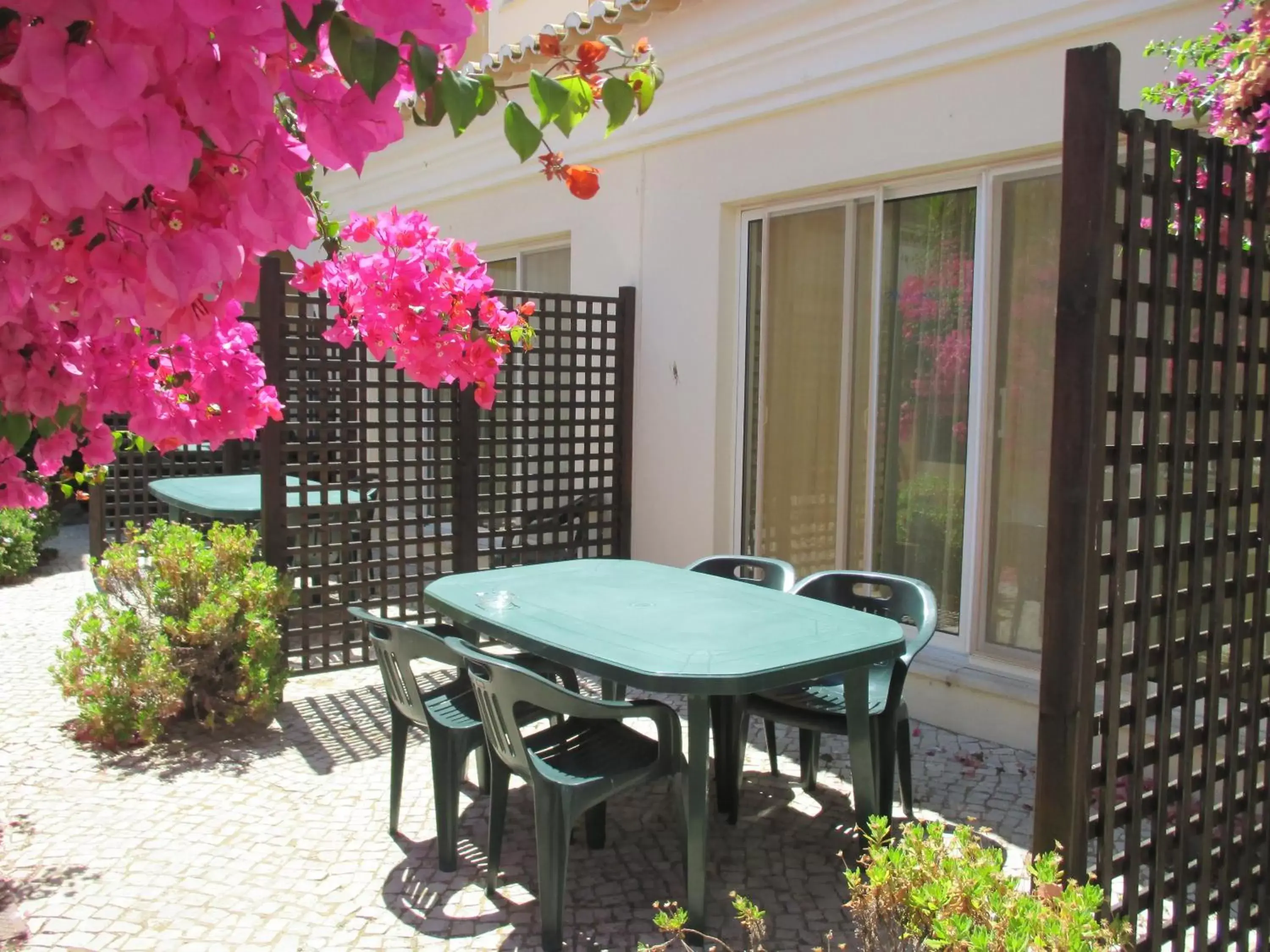 Balcony/Terrace, Dining Area in Pestana Palm Gardens