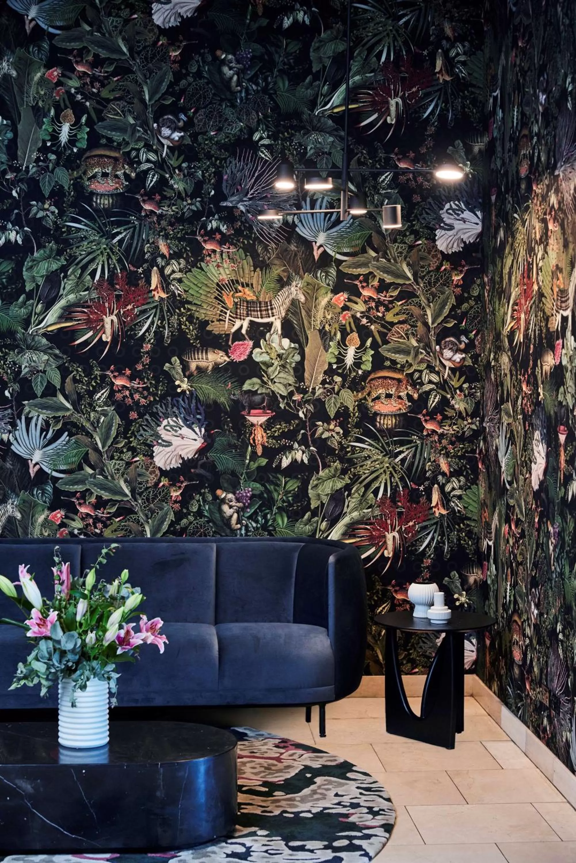 Lobby or reception in Adina Apartment Hotel Melbourne Flinders Street