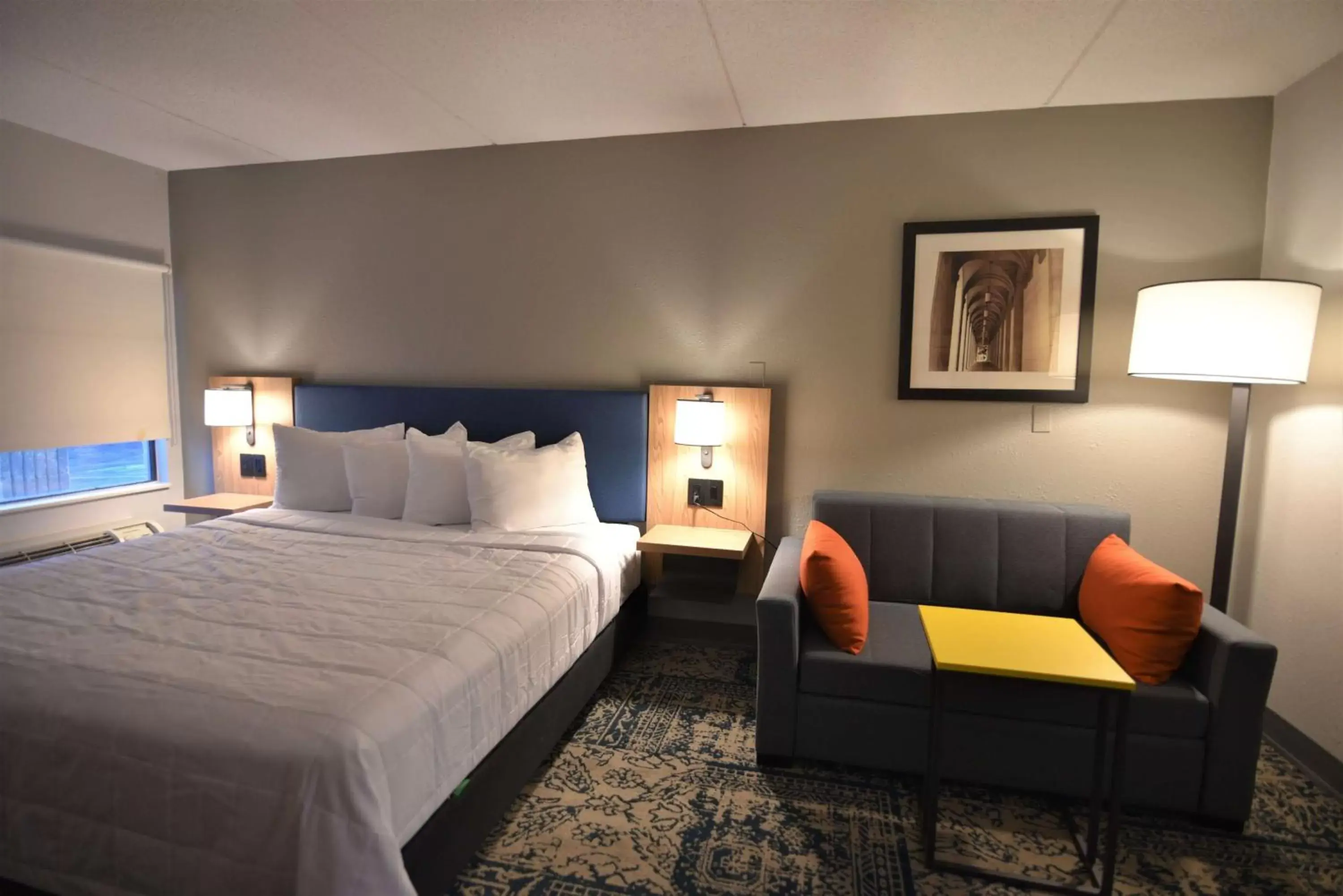 Photo of the whole room, Bed in Baymont by Wyndham Pine Grove I-81 Photo of the whole room, Bed in Baymont by Wyndham Pine Grove I-81