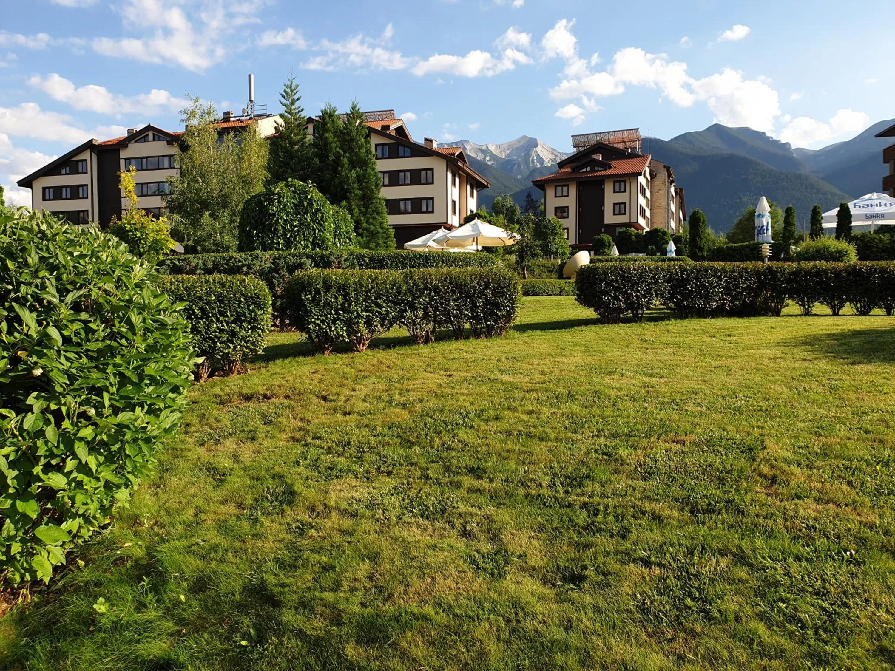 Patio in Private Studio in Aspen Golf and Ski Resort