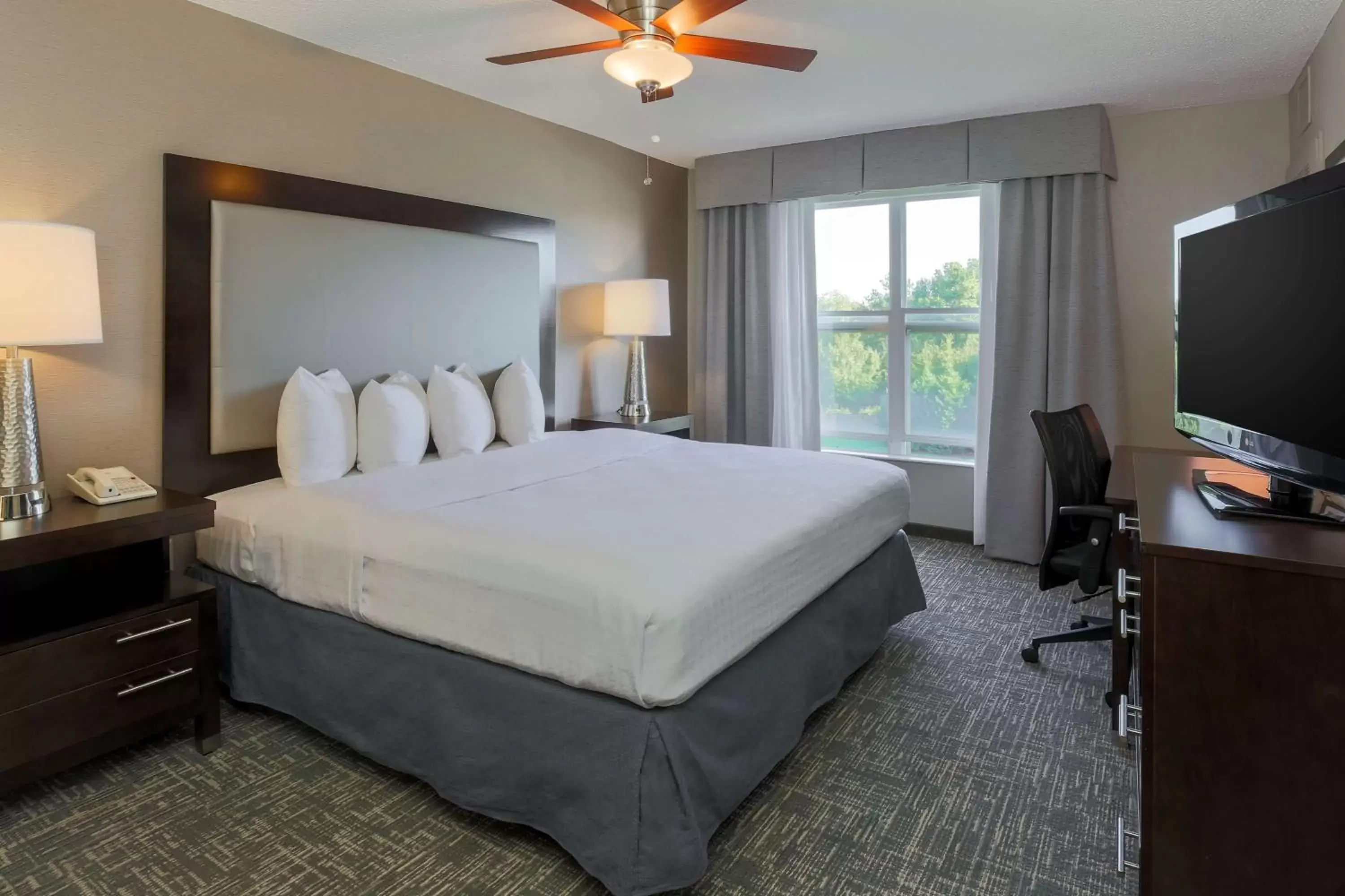 Bed in Homewood Suites by Hilton Southwind - Hacks Cross