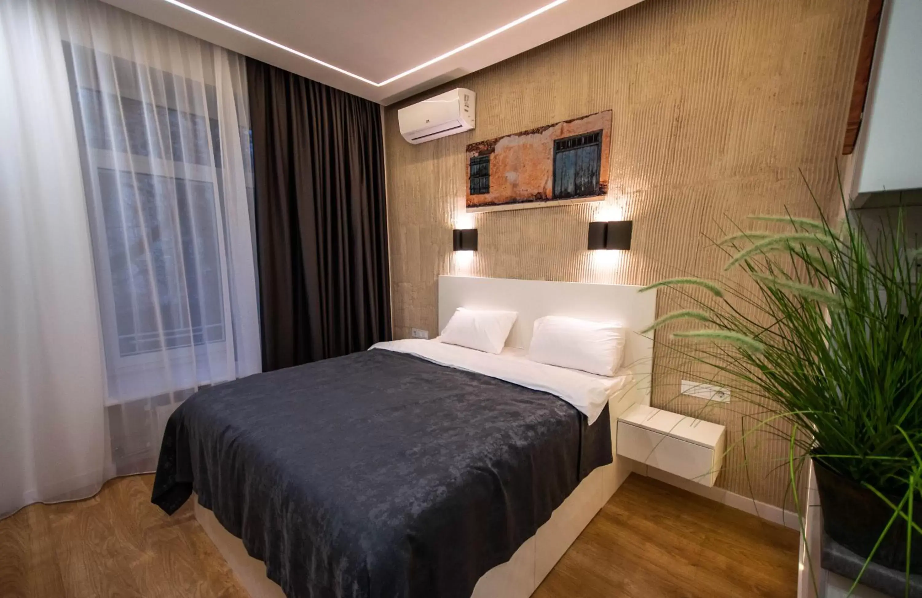 Triple Room in Smart Apartment in Kyiv Center Triple Room in Smart Apartment in Kyiv Center