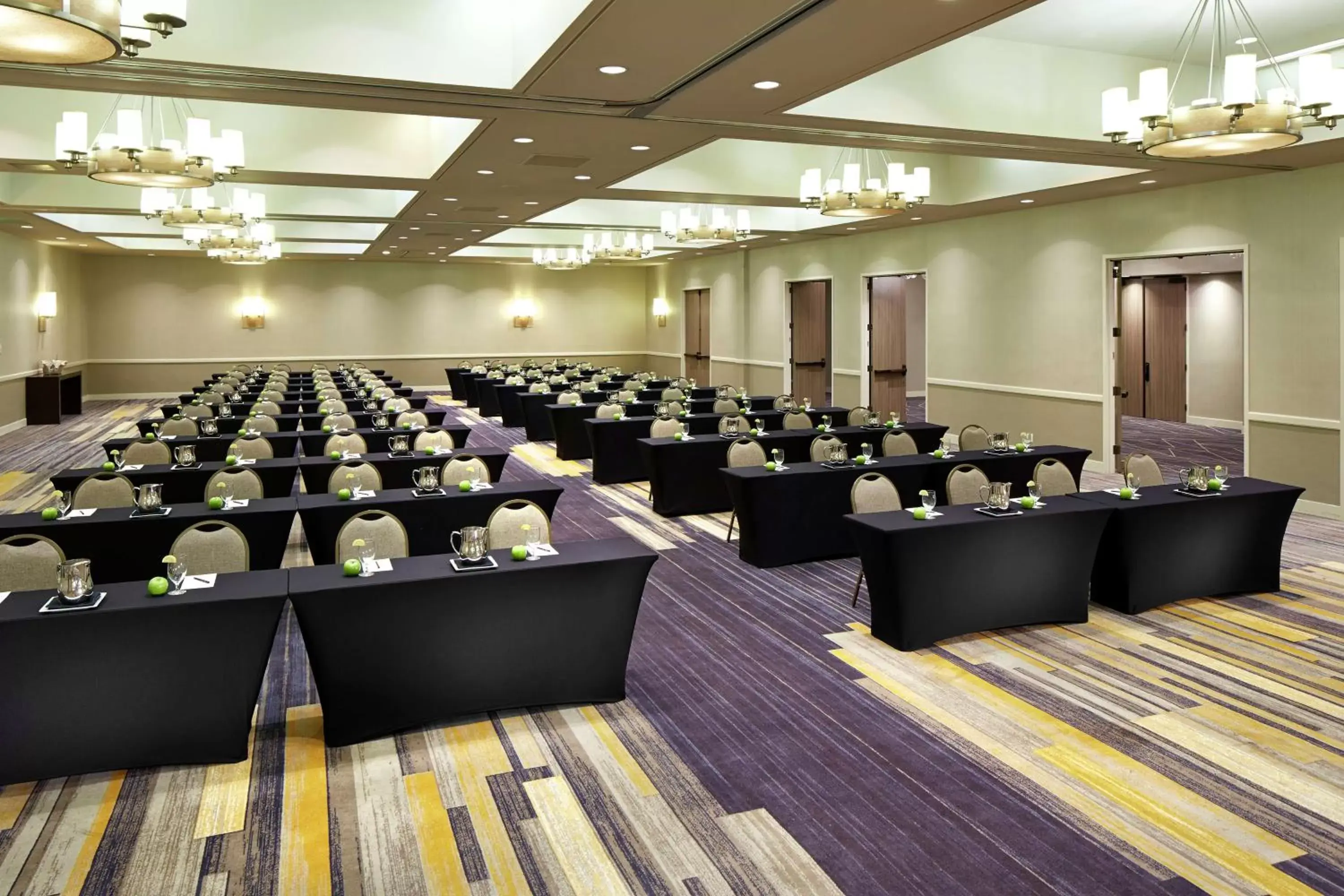 Meeting/conference room in Hilton San Diego Mission Valley