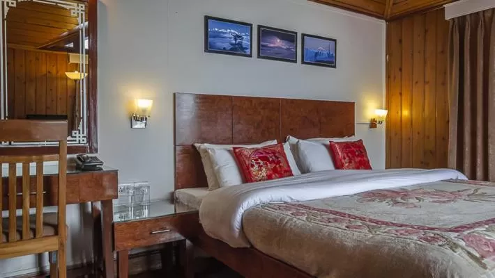 Bed in Hotel Shangrila Regency