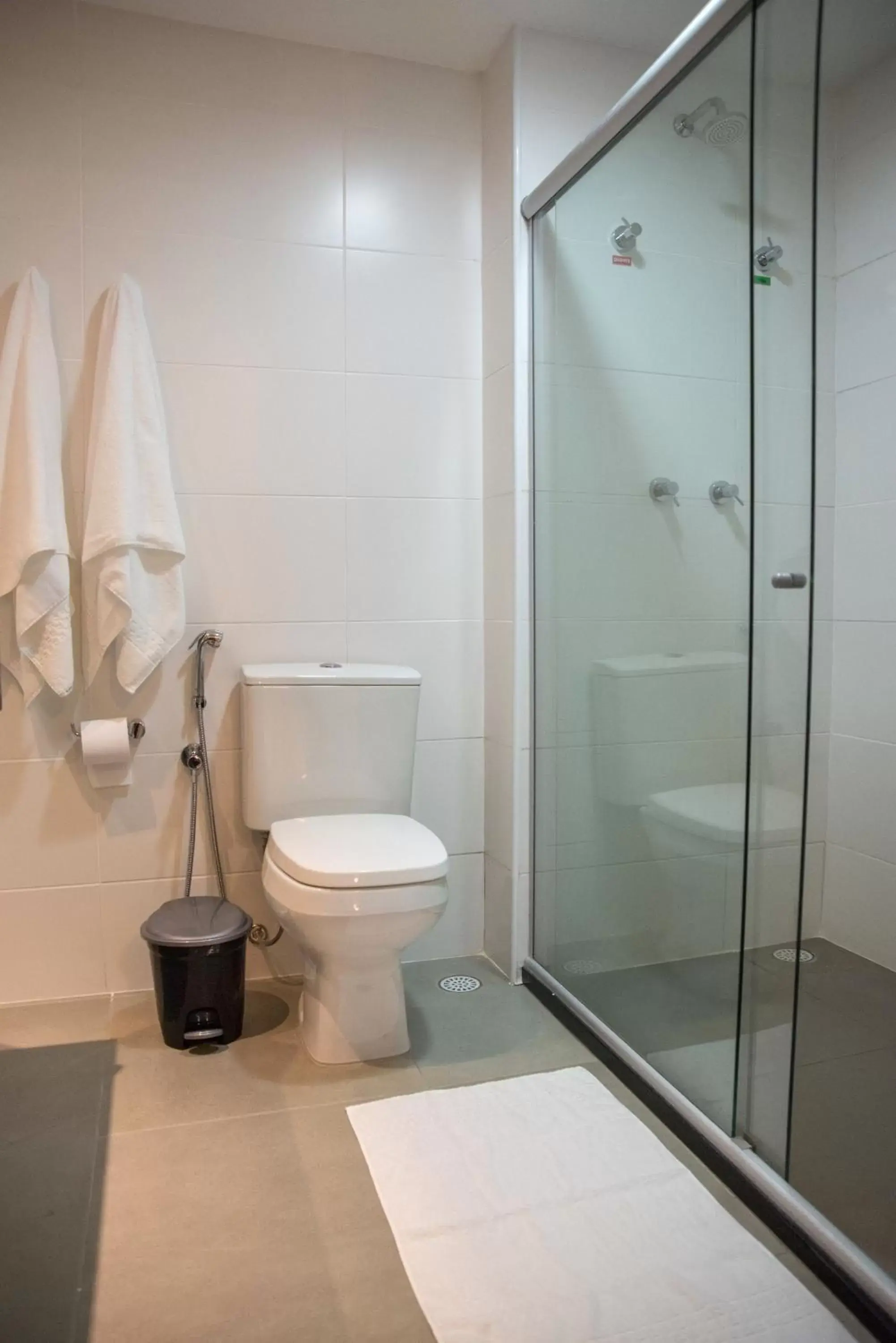 Bathroom in Amenit Hotel