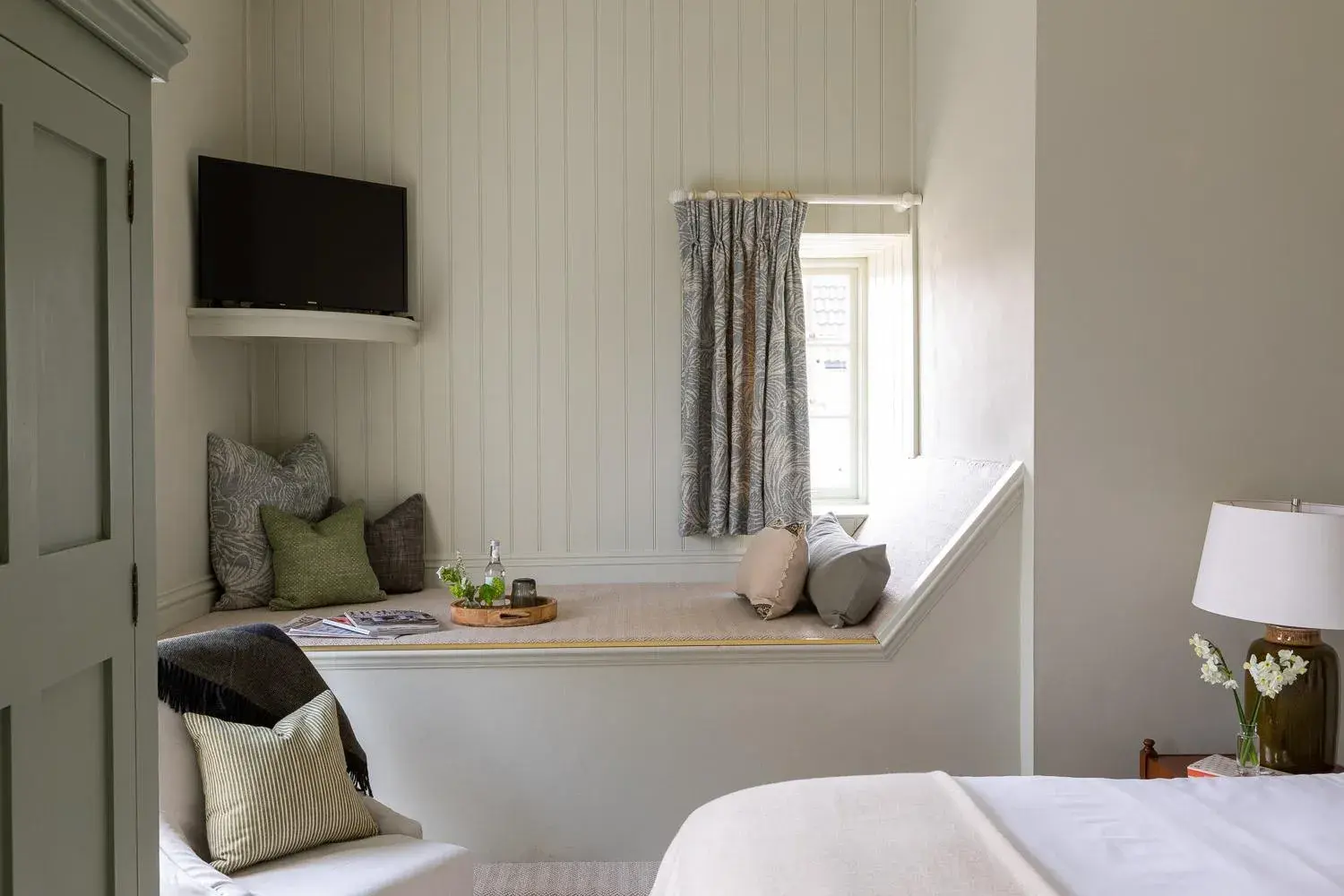 Deluxe Family Room in The Holcombe Deluxe Family Room in The Holcombe