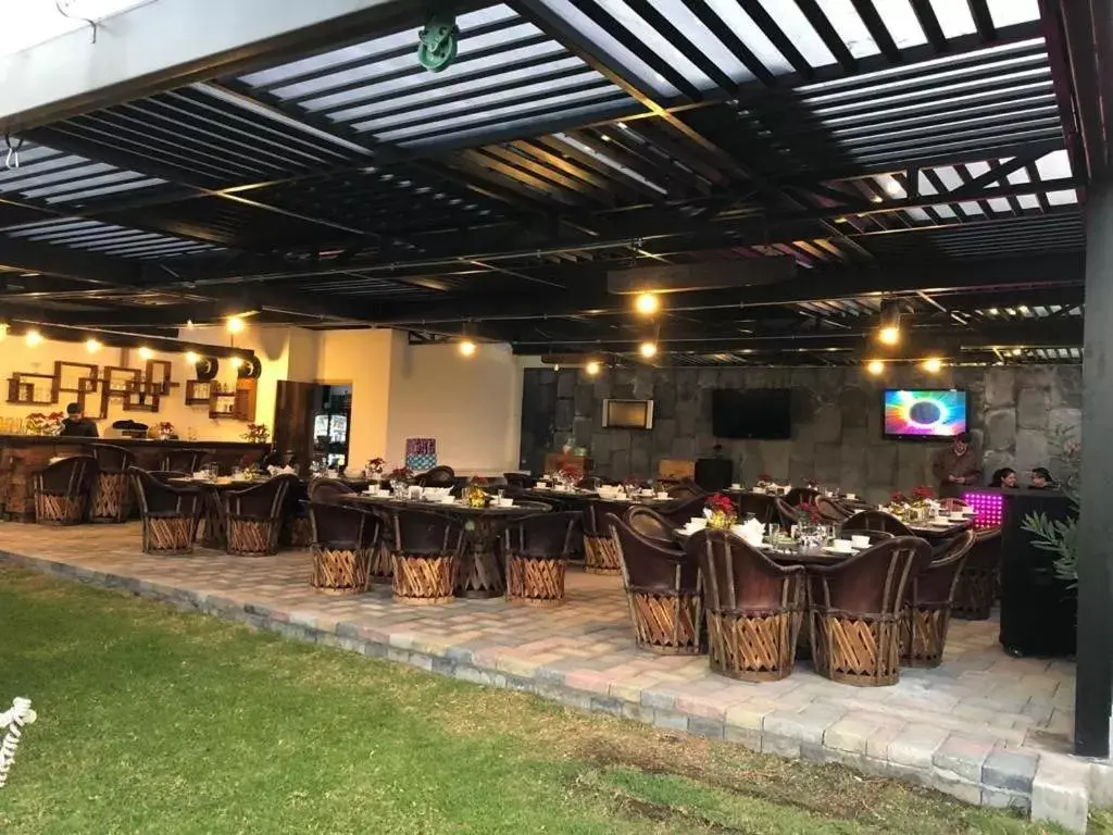 Restaurant/Places to Eat in BV Hotel Atlixco