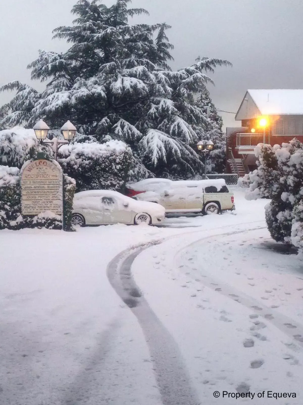 Restaurant/places to eat, Winter in Blue Mountains Heritage Motel