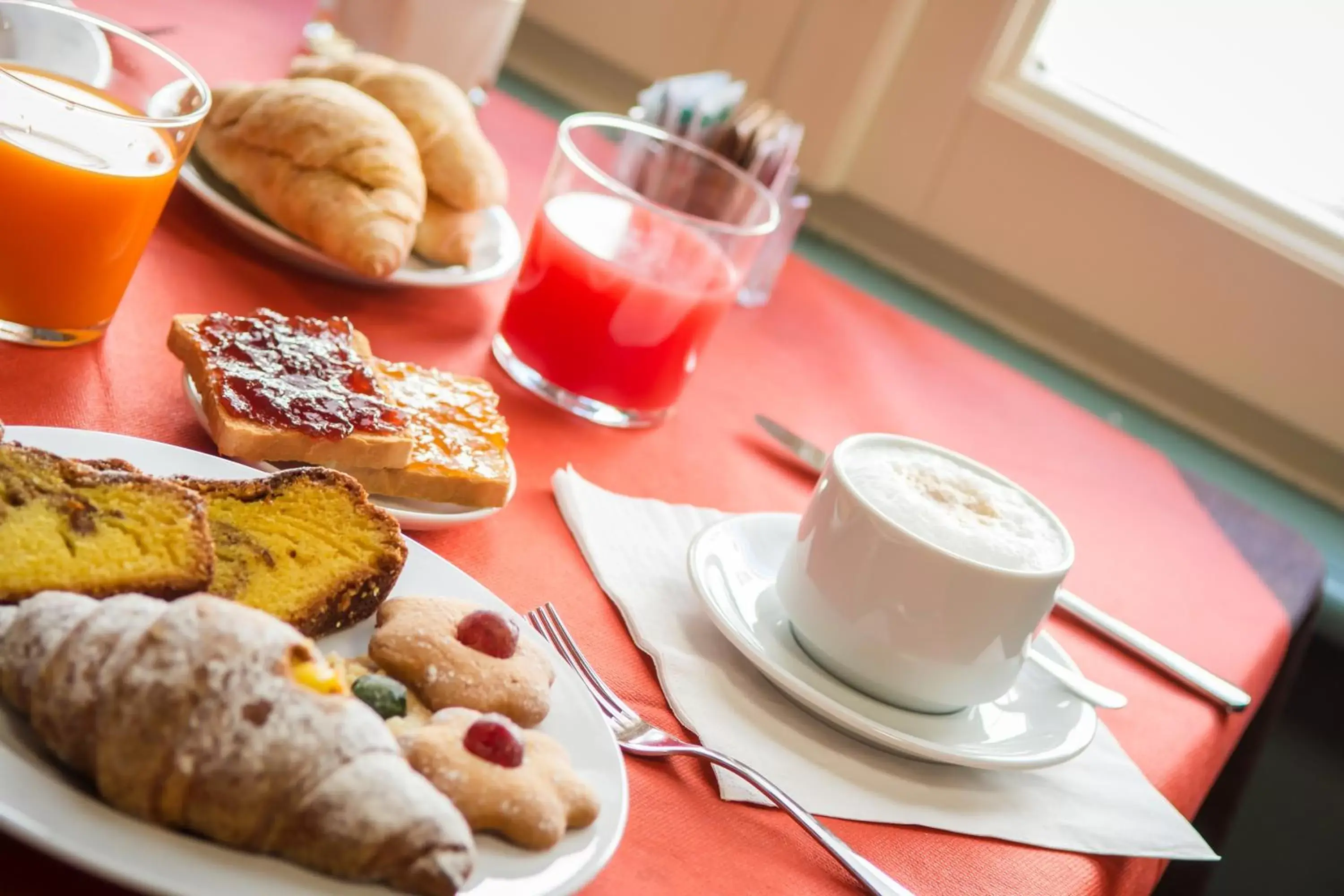 Breakfast, Food in Hotel della Vittoria