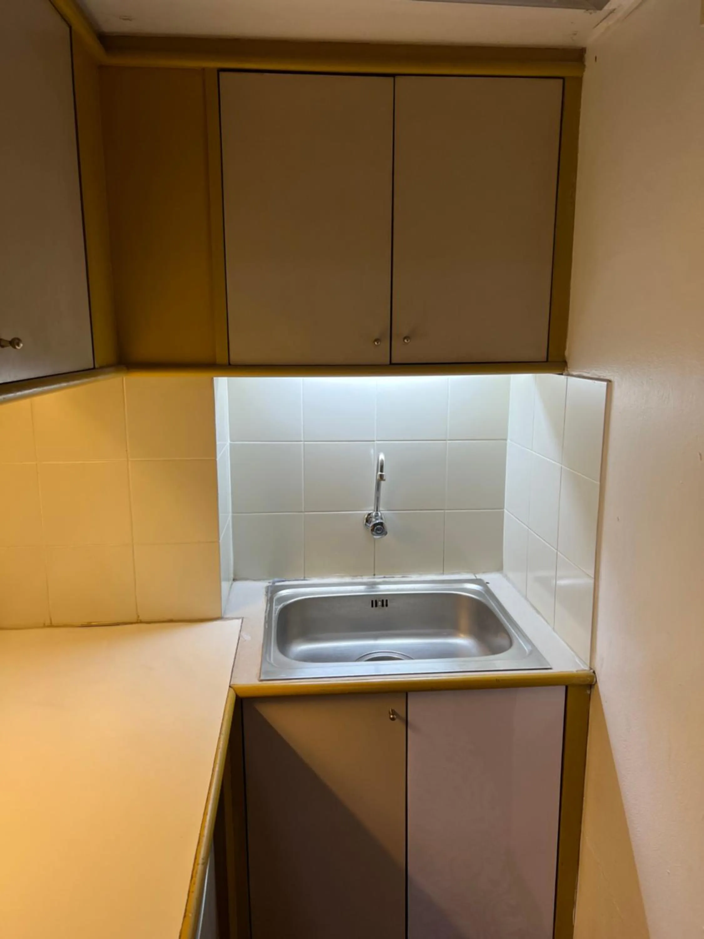 Area and facilities in Mall Suites Hotel