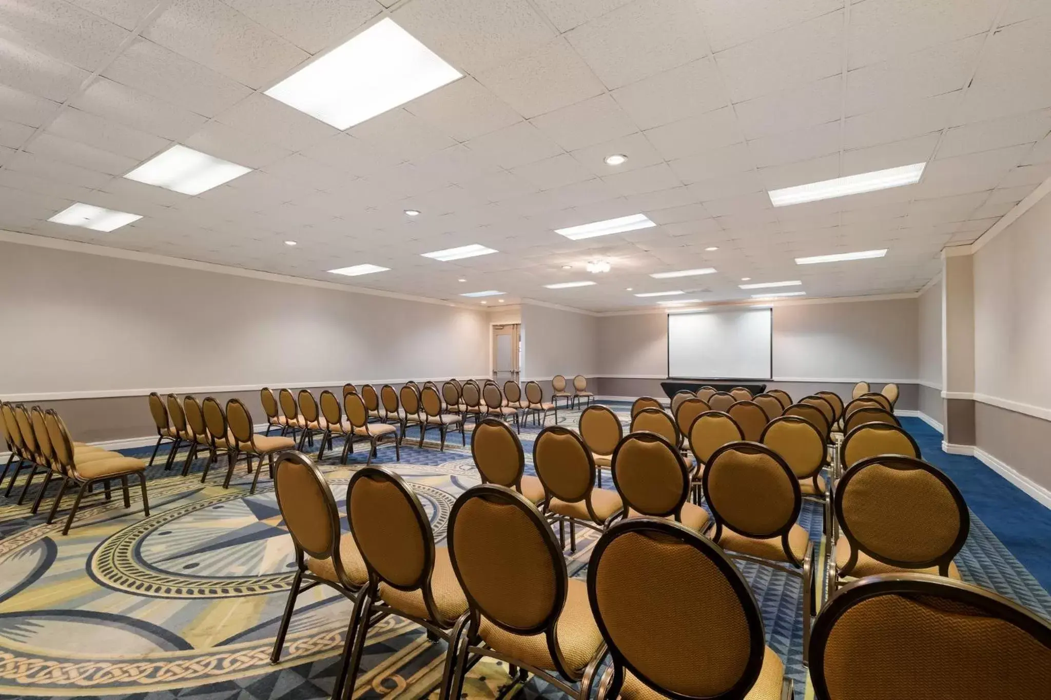 Meeting/conference room in Red Roof Inn & Conference Center McKinney