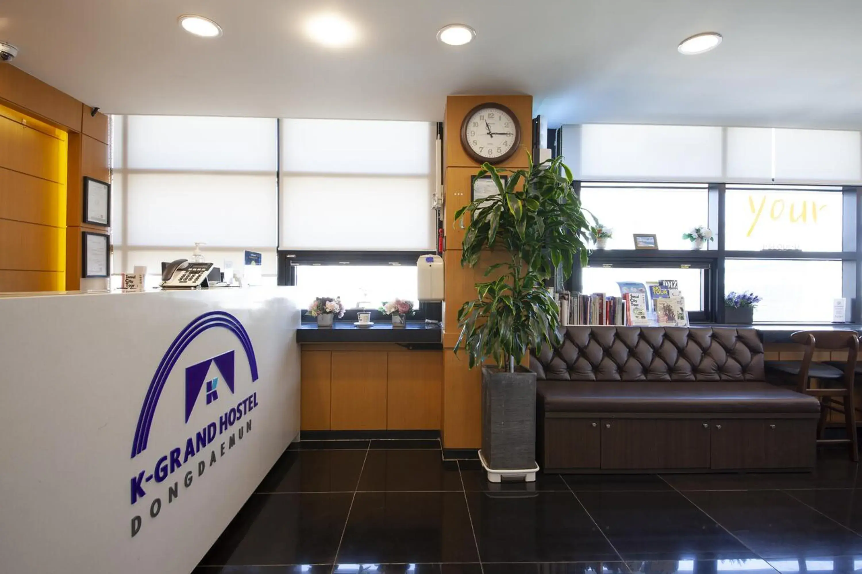 Lobby or reception in K-Grand Hostel Dongdaemun Lobby or reception in K-Grand Hostel Dongdaemun