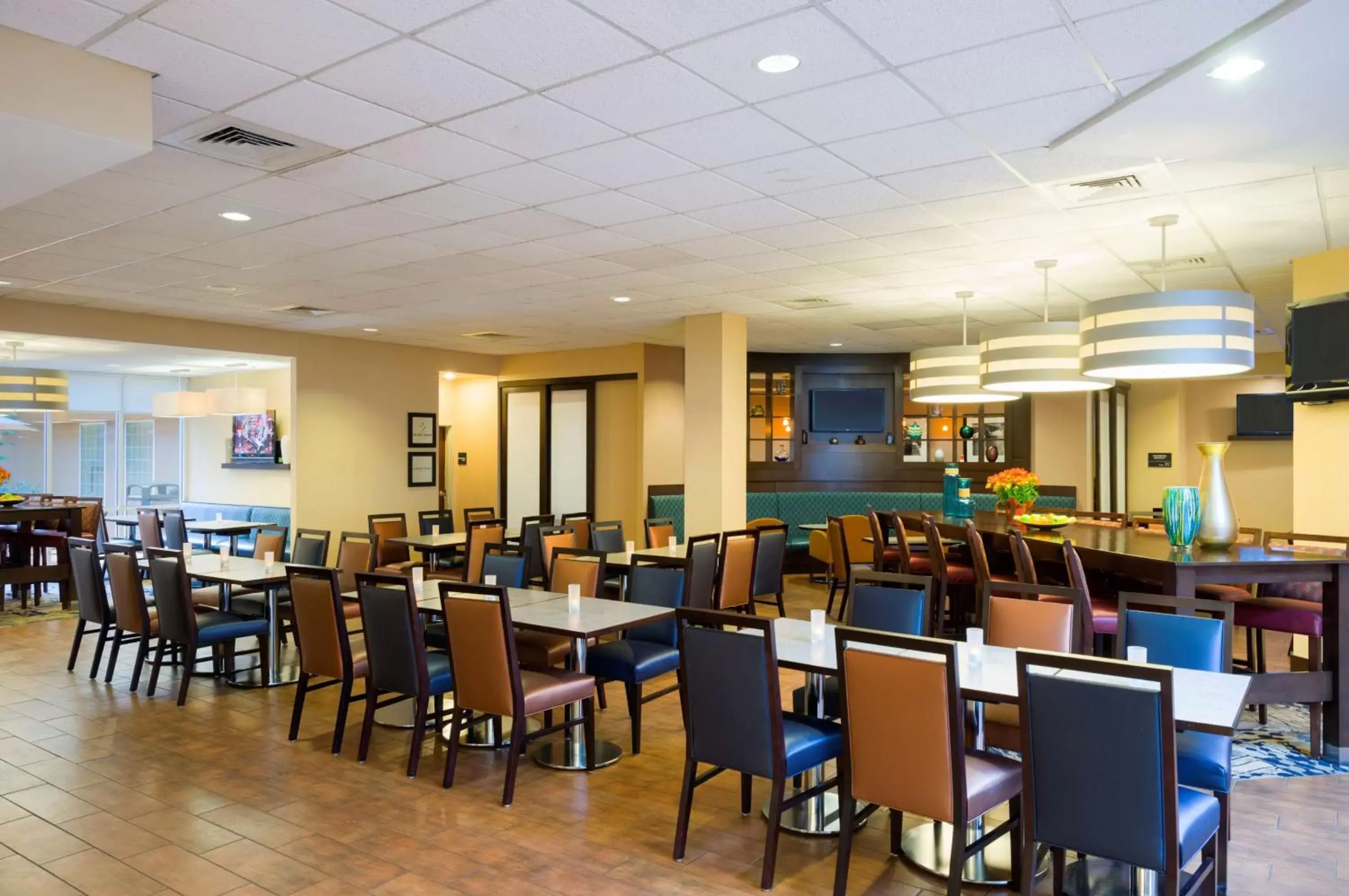 Dining area, Restaurant/Places to Eat in Hampton Inn & Suites Hershey